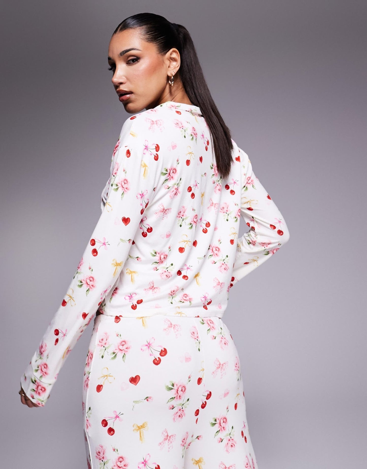 Kaiia exclusive mix & match pyjama shirt co - ord in cherry rose bow print - ASOS Sample Sale EU Store