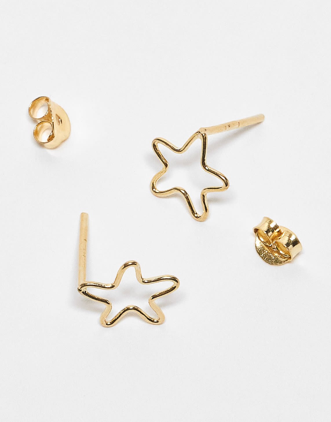 Kingsley Ryan cut out star stud earrings in gold plated - ASOS Sample Sale EU Store