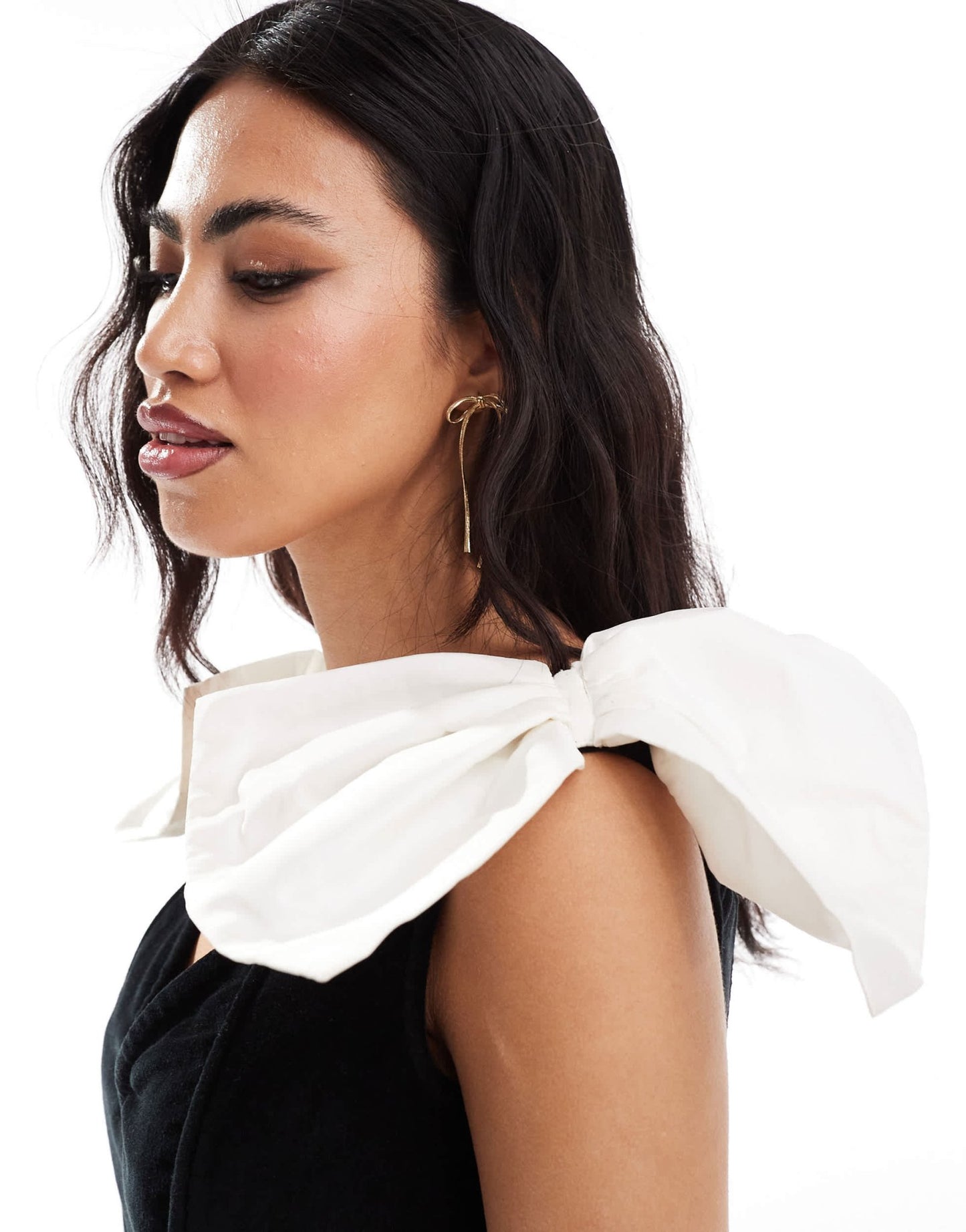 Lace & Beads bow shoulder structured mini dress in black and ivory - ASOS Sample Sale EU Store