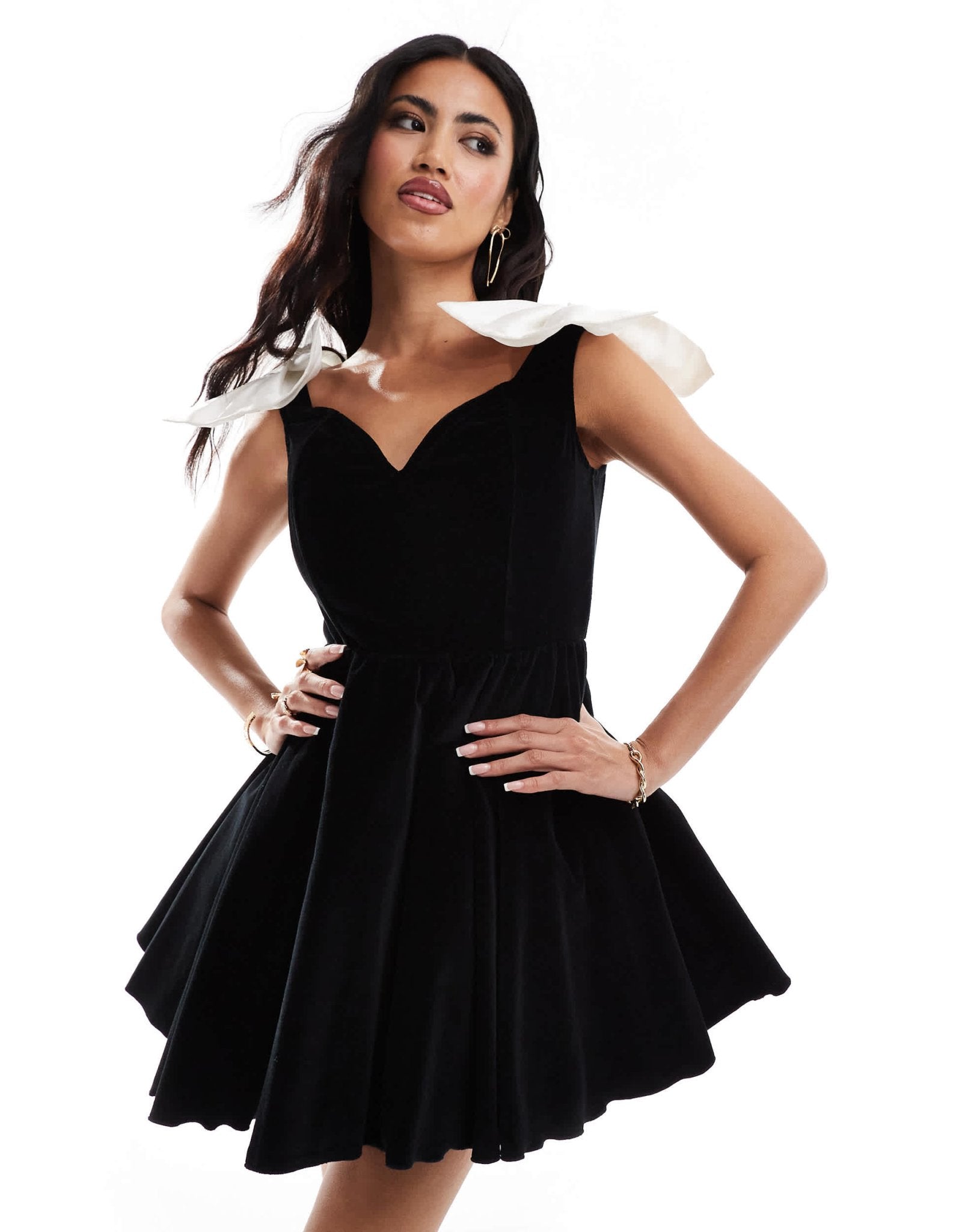 Lace & Beads bow shoulder structured mini dress in black and ivory - ASOS Sample Sale EU Store