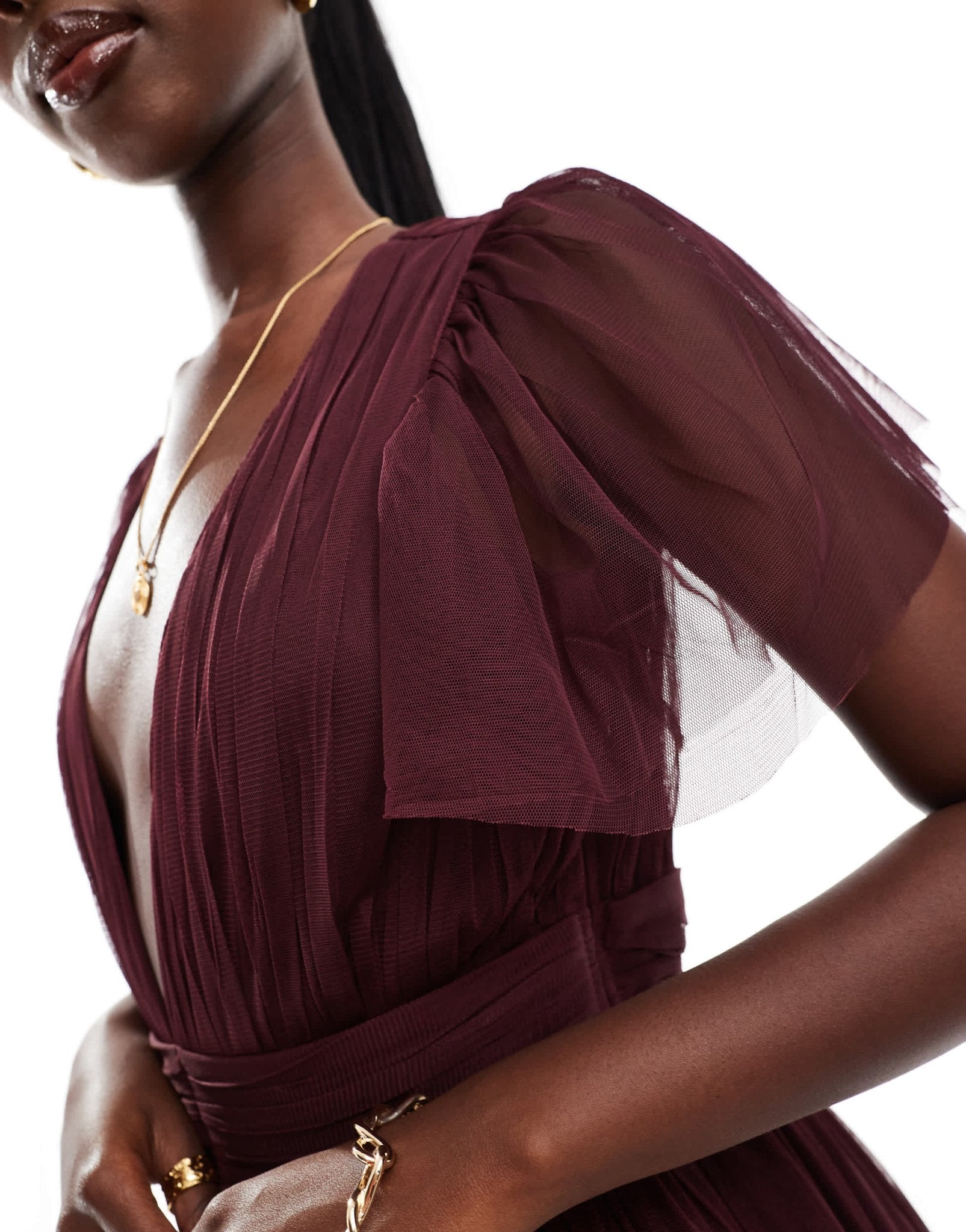 Lace & Beads Bridesmaid Madison v neck tulle maxi dress in plum - ASOS Sample Sale EU Store