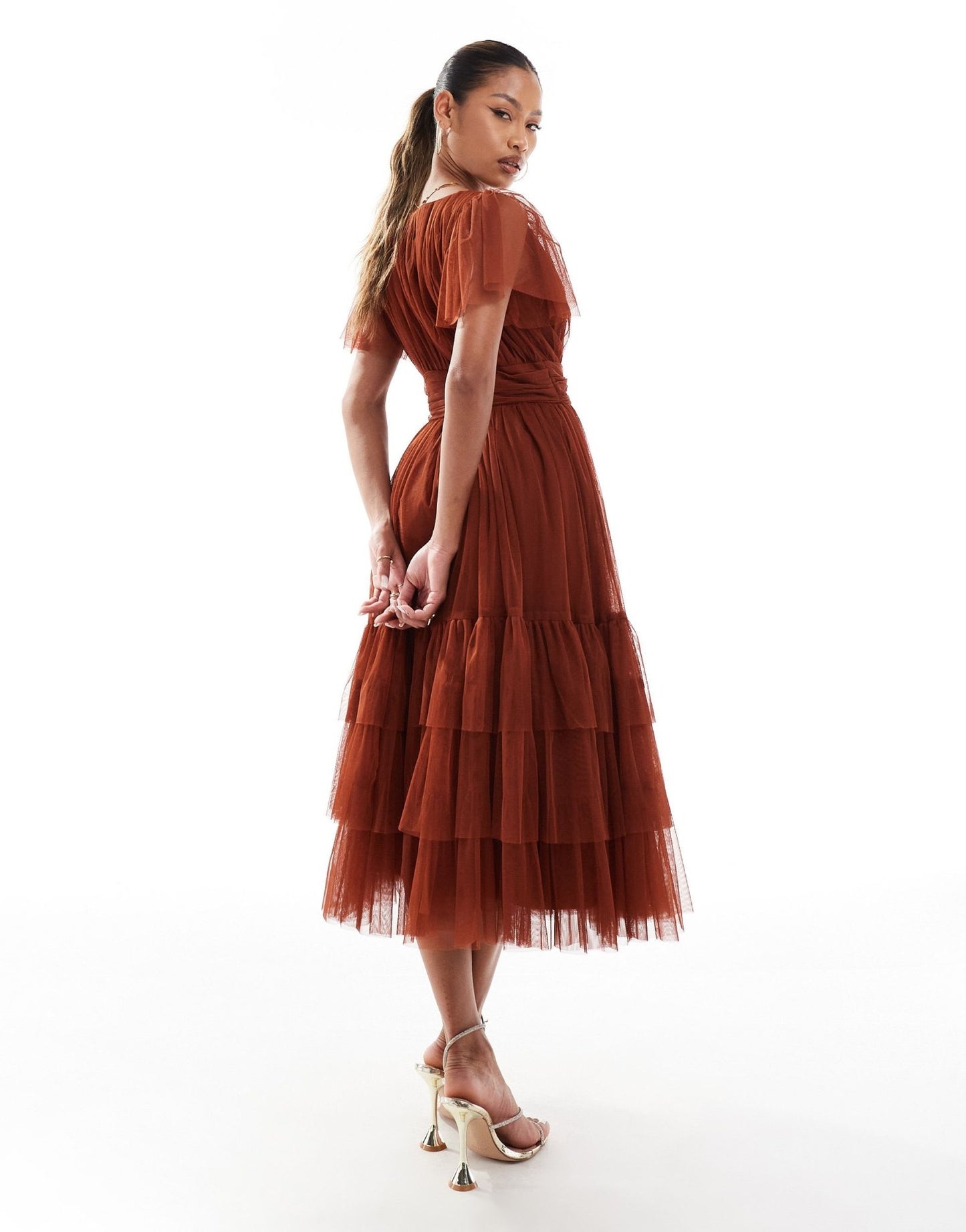 Lace & Beads Bridesmaid Madison v neck tulle midi dress in rust - ASOS Sample Sale EU Store