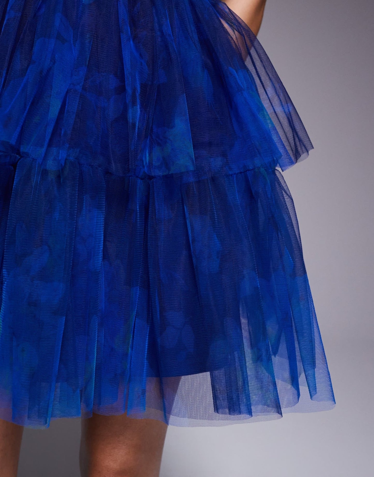Lace & Beads Petite tiered bandeau tulle mini dress in cobalt - ASOS Sample Sale EU Store