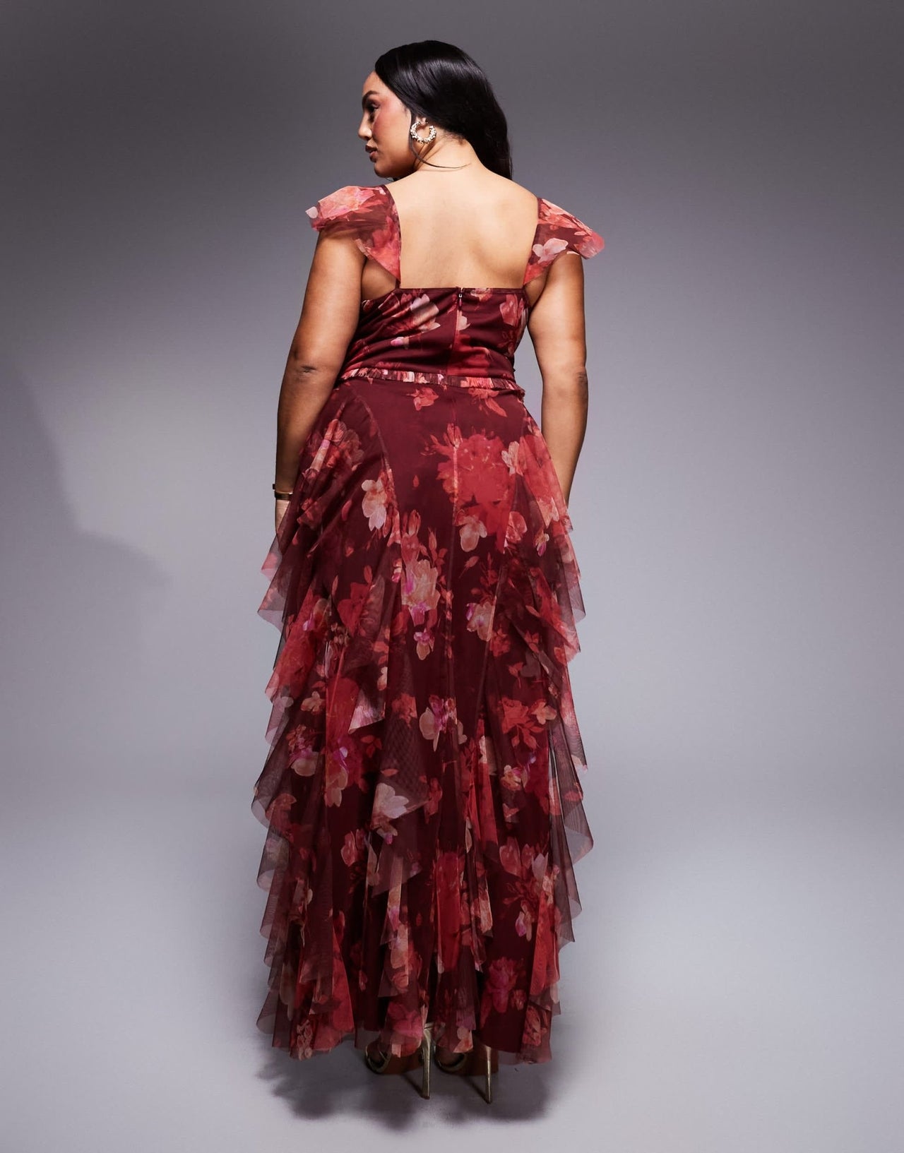 Lace & Beads Plus tulle ruffle maxi dress in burgundy red rose - ASOS Sample Sale EU Store