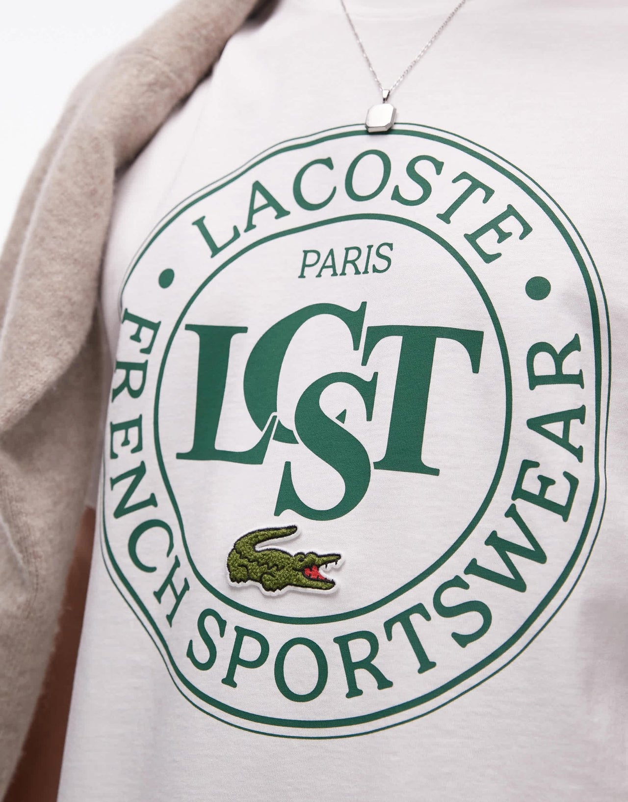 Lacoste front signature logo t-shirt in white - ASOS Sample Sale EU Store