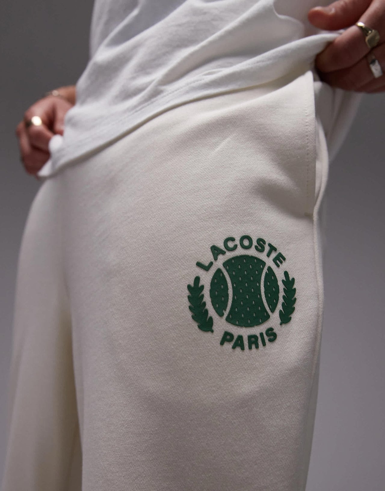 Lacoste joggers in white with tennis emblem - ASOS Sample Sale EU Store