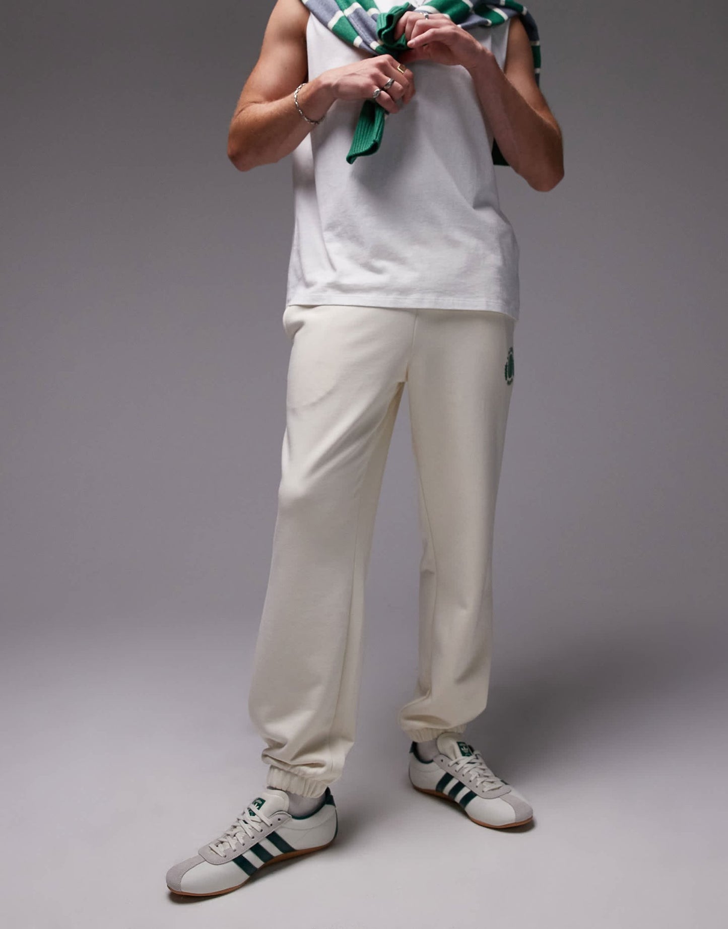 Lacoste joggers in white with tennis emblem - ASOS Sample Sale EU Store