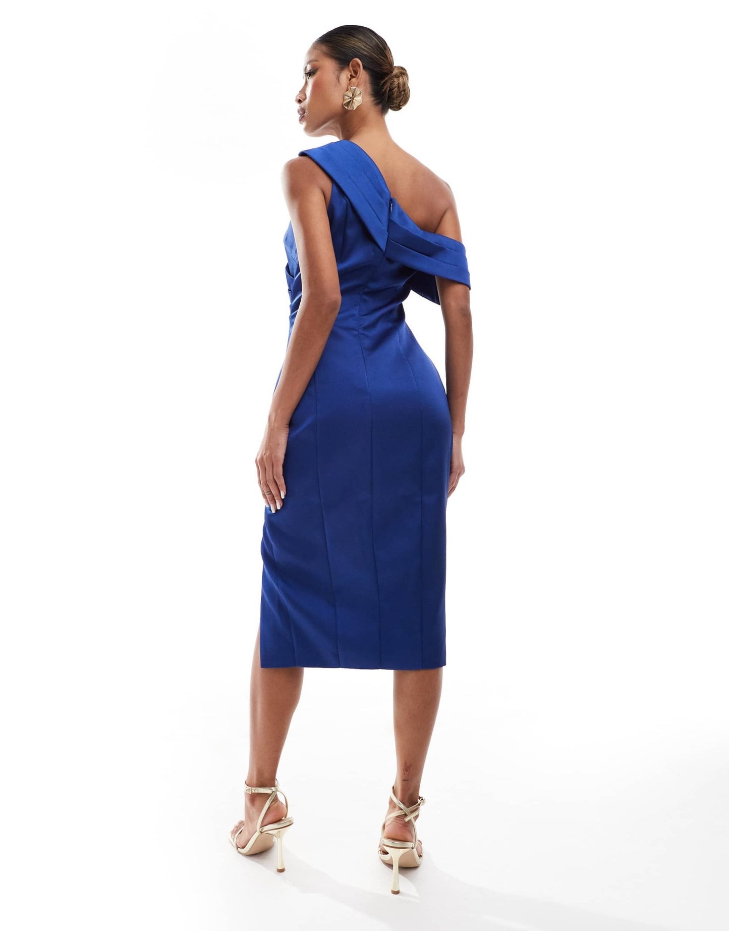 Lavish Alice pleated one shoulder bonded satin midi dress in navy - ASOS Sample Sale EU Store