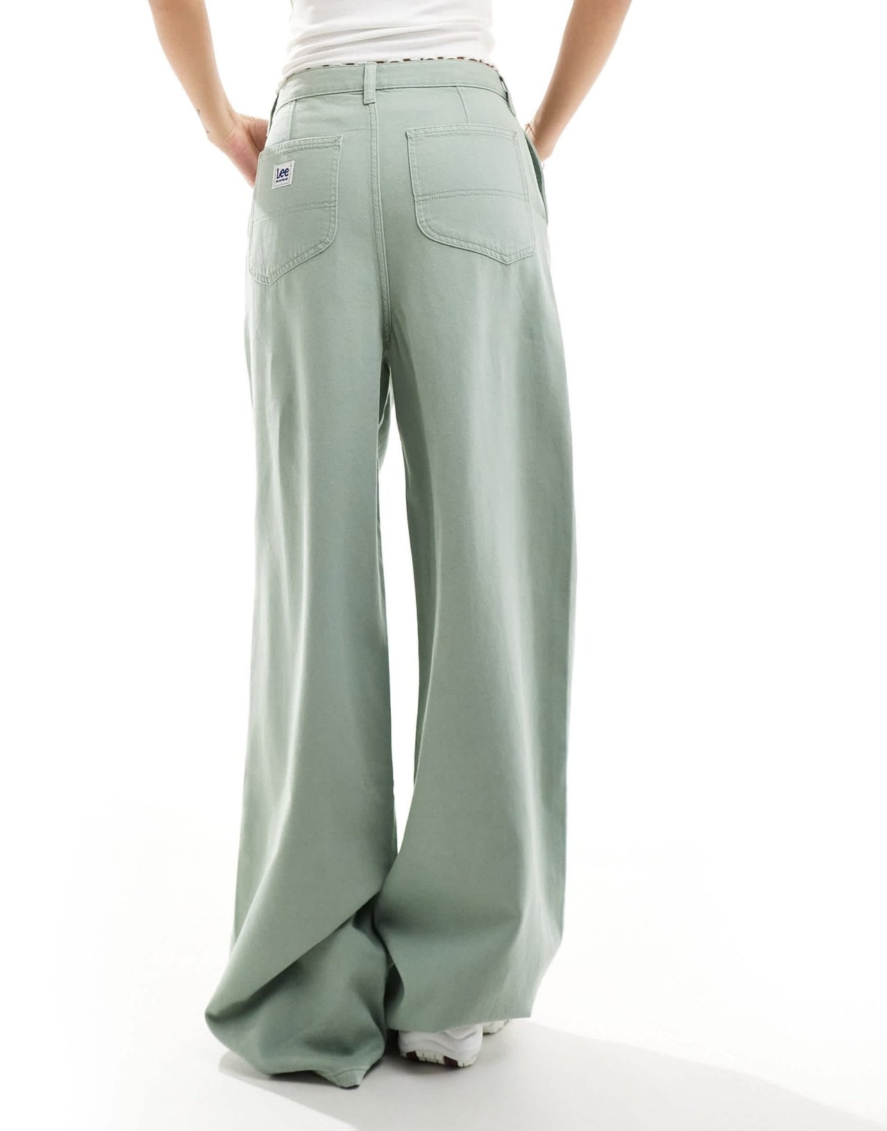 Lee relaxed fit chinos in light green grey - ASOS Sample Sale EU Store