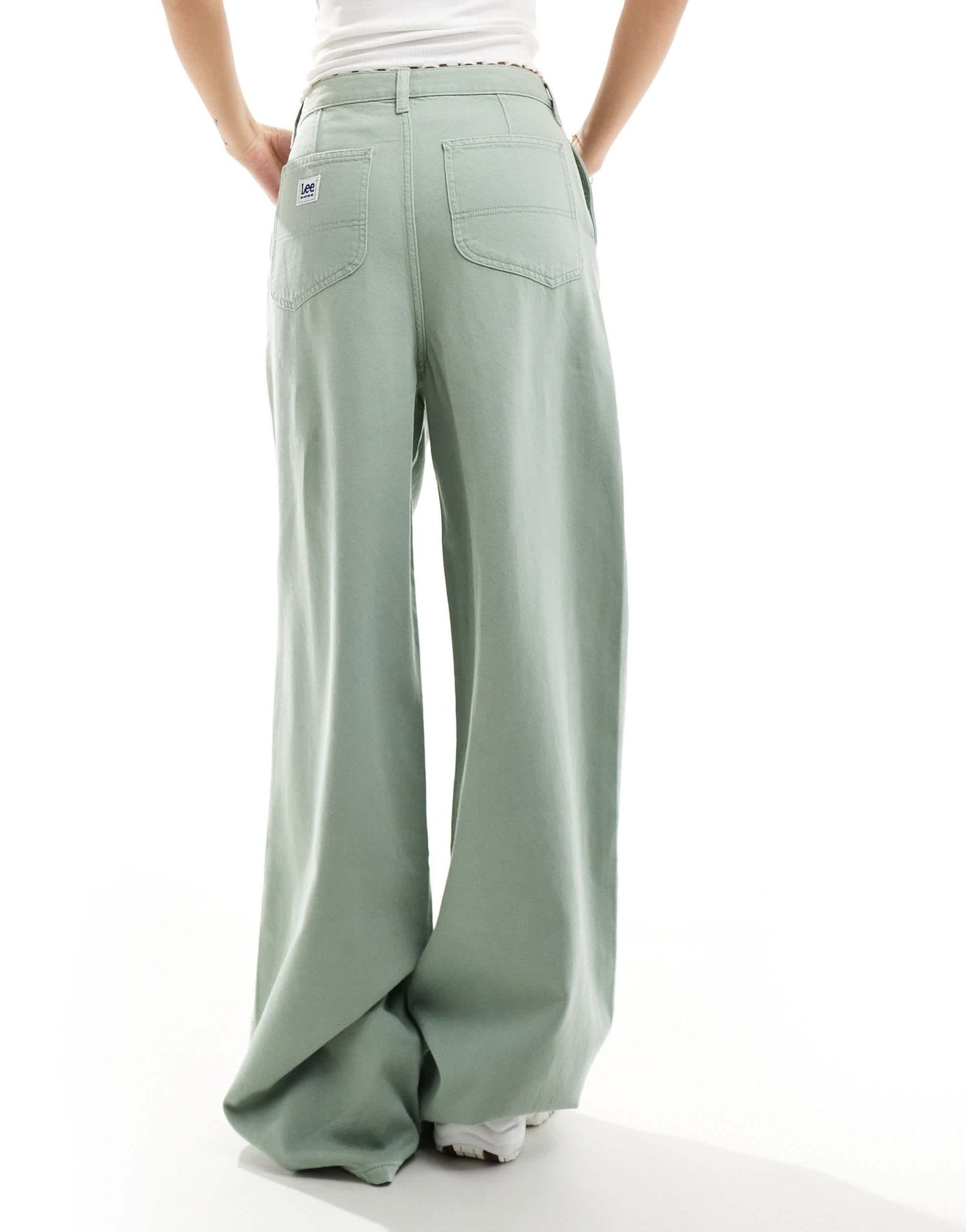 Lee relaxed fit chinos in light green grey - ASOS Sample Sale EU Store