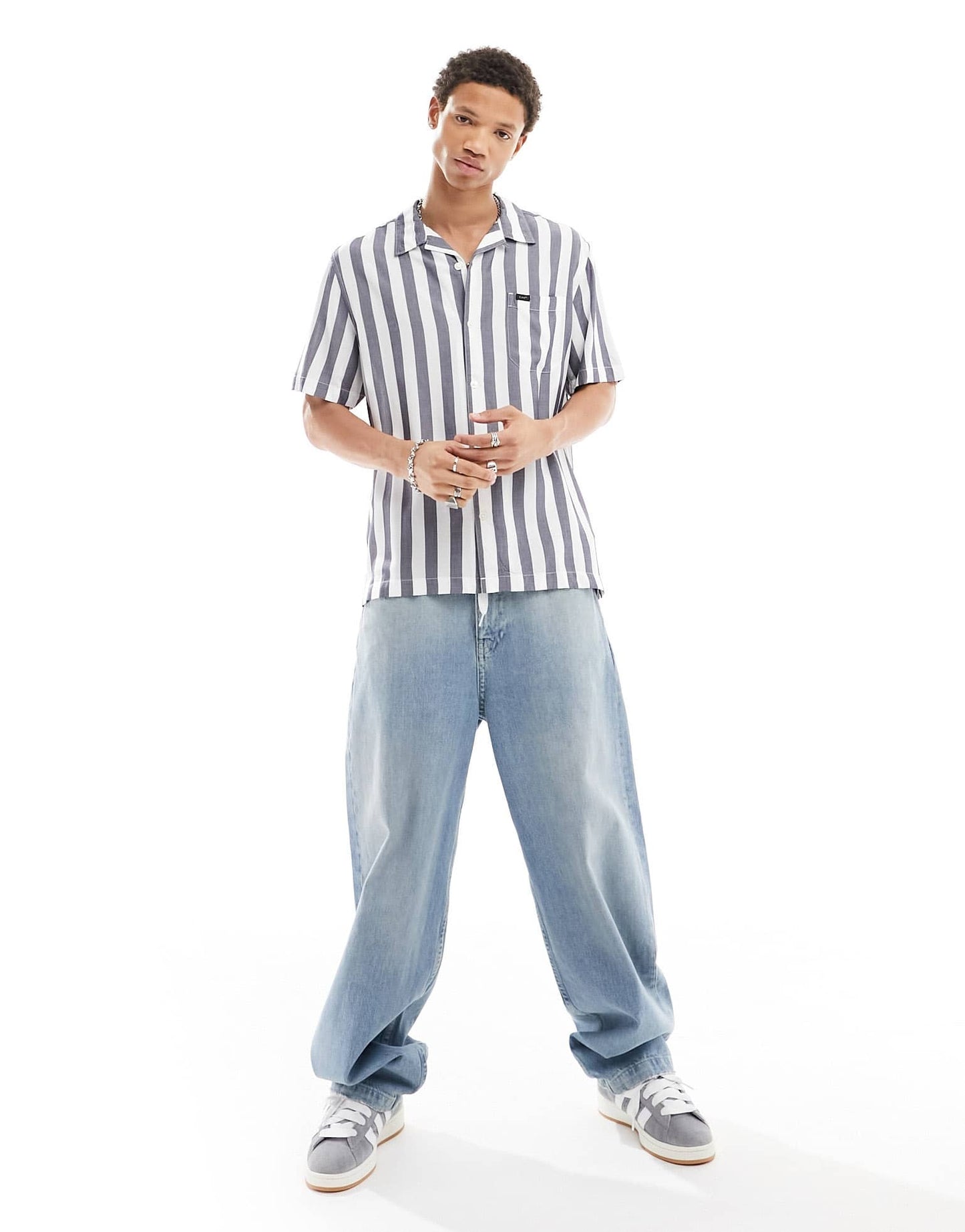 Lee short sleeve revere collar bold stripe resort shirt relaxed fit in navy - ASOS Sample Sale EU Store