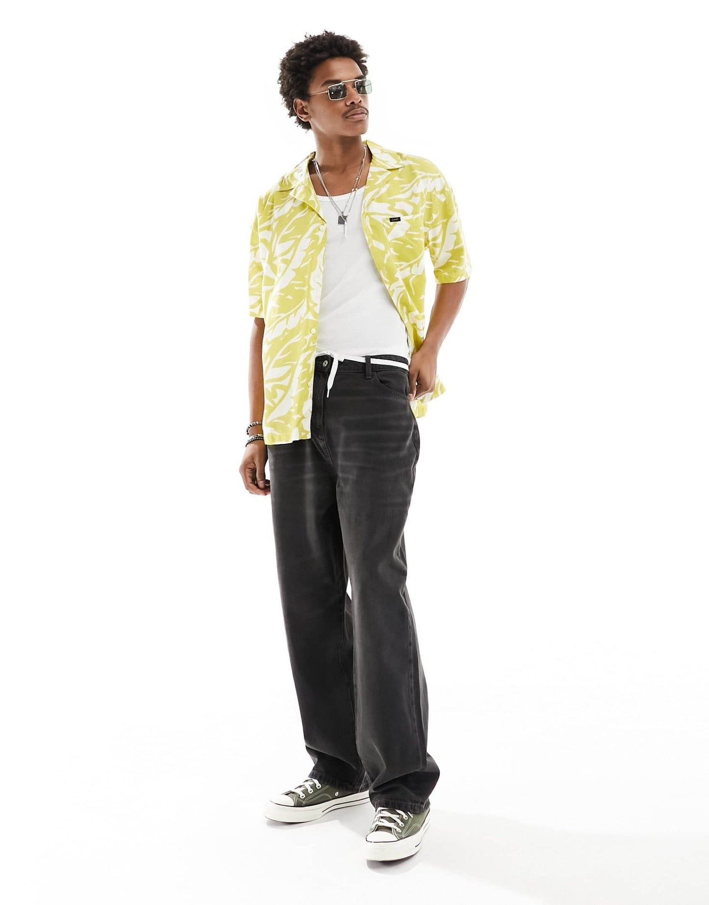 Lee short sleeve revere collar leaf print shirt in yellow - ASOS Sample Sale EU Store
