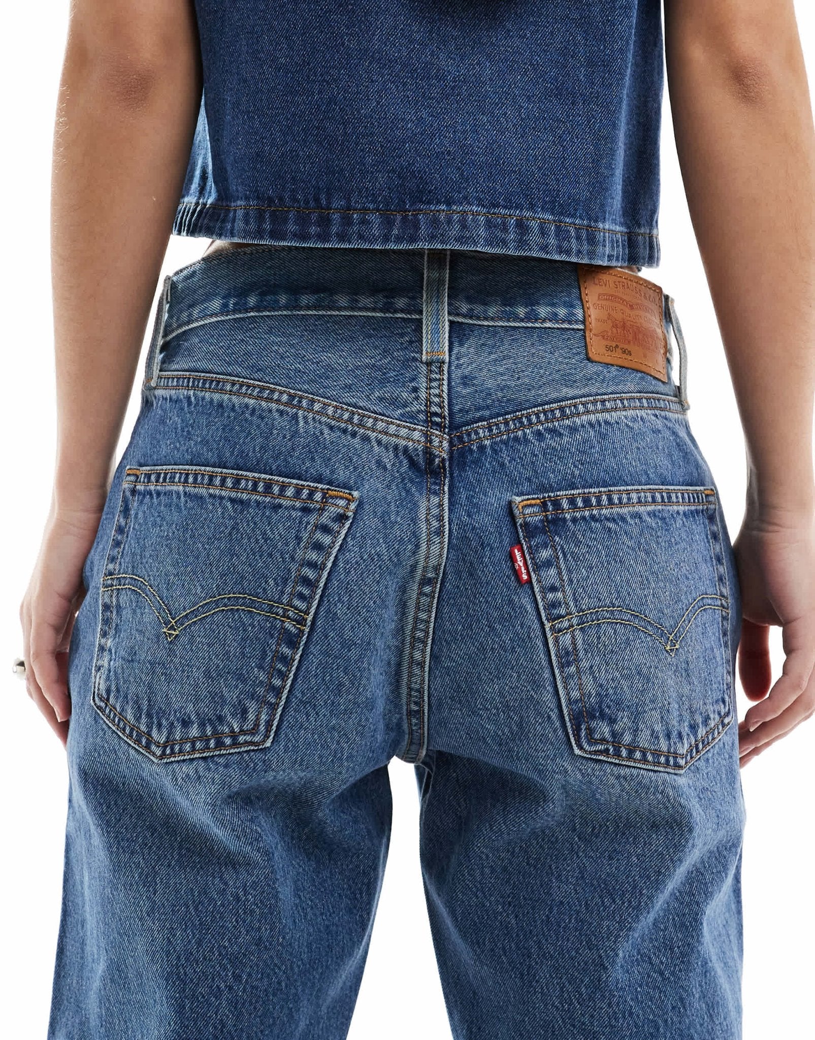 Levi's 501 '90s western denim jeans in light blue - ASOS Sample Sale EU Store