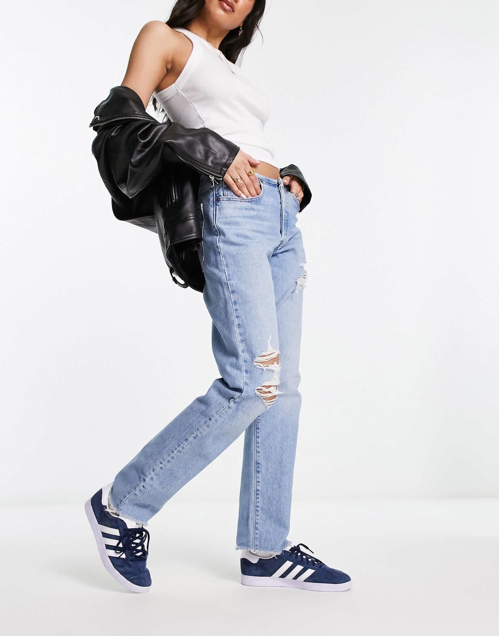Levi's 501 jeans mini waist in light wash blue - ASOS Sample Sale EU Store