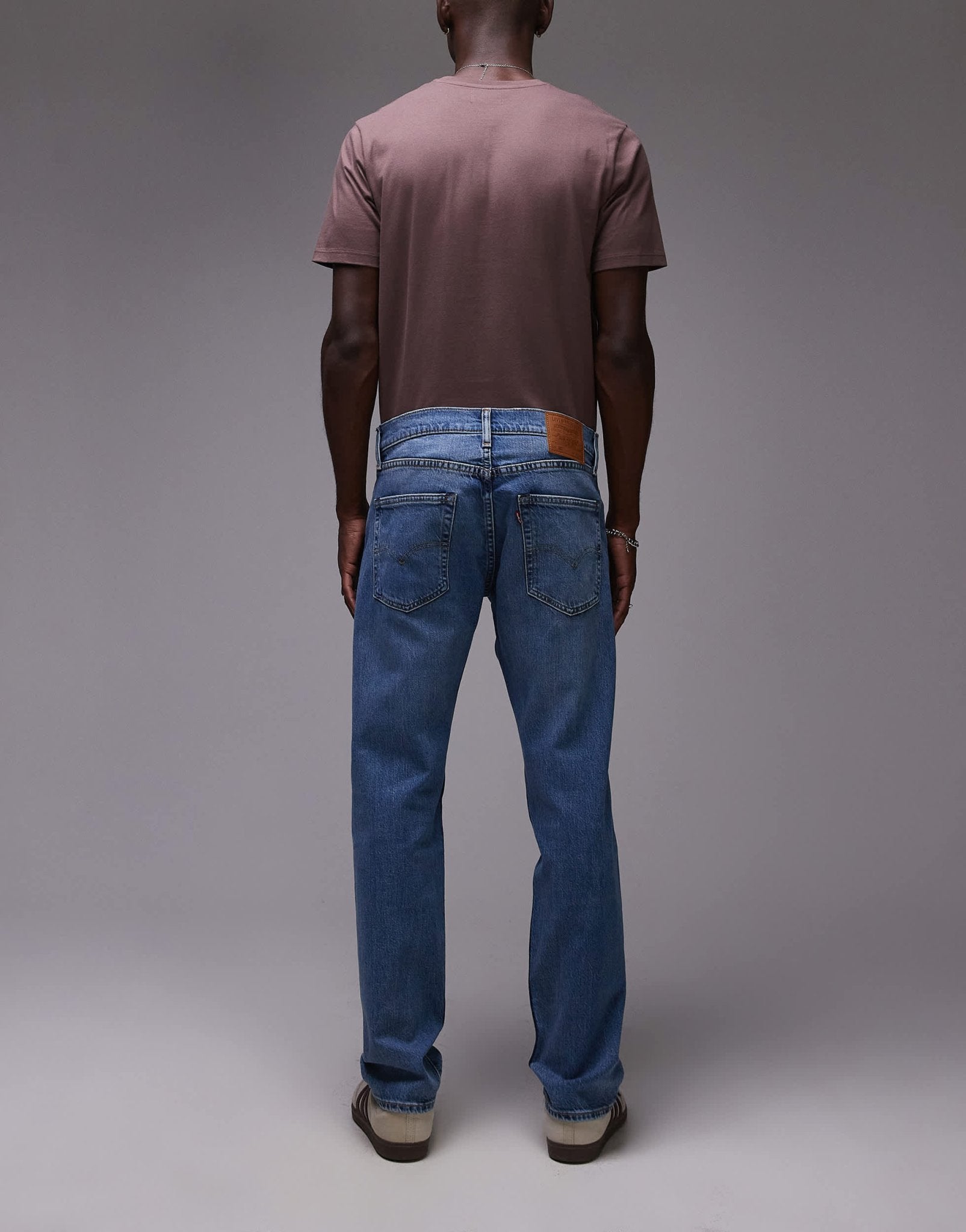 Levi's 502 tapered fit jeans in light blue - ASOS Sample Sale EU Store