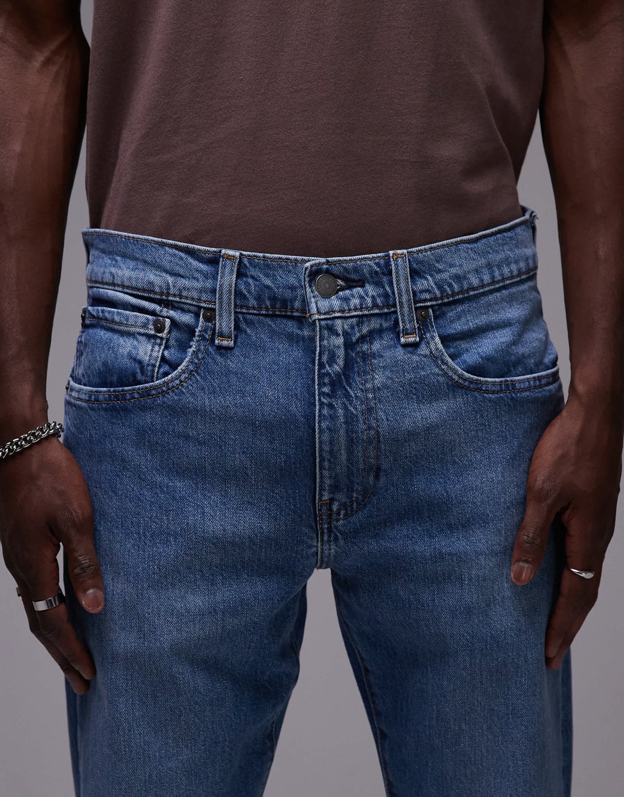 Levi's 502 tapered fit jeans in light blue - ASOS Sample Sale EU Store