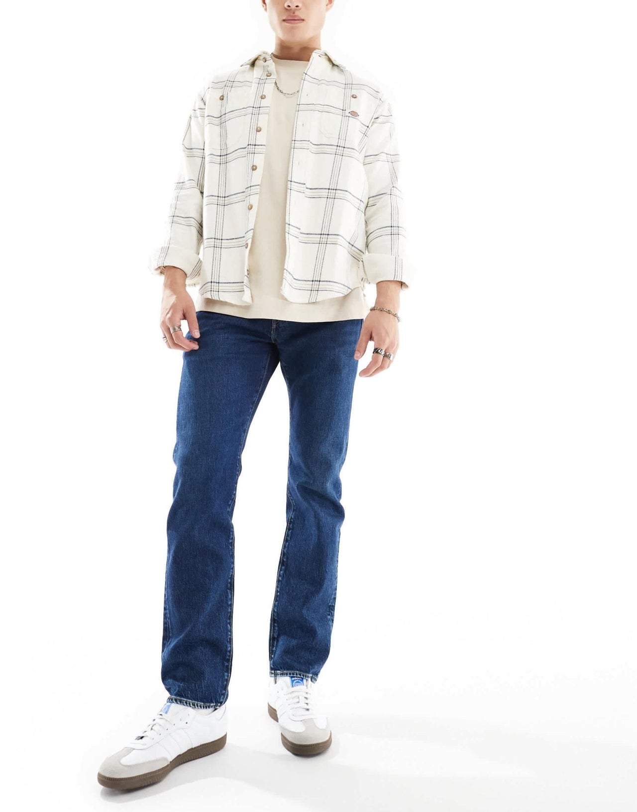 Levi's 502 tapered fit jeans in mid blue - ASOS Sample Sale EU Store