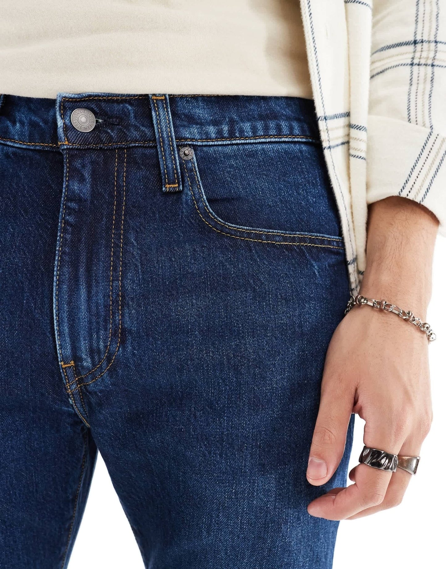 Levi's 502 tapered fit jeans in mid blue - ASOS Sample Sale EU Store
