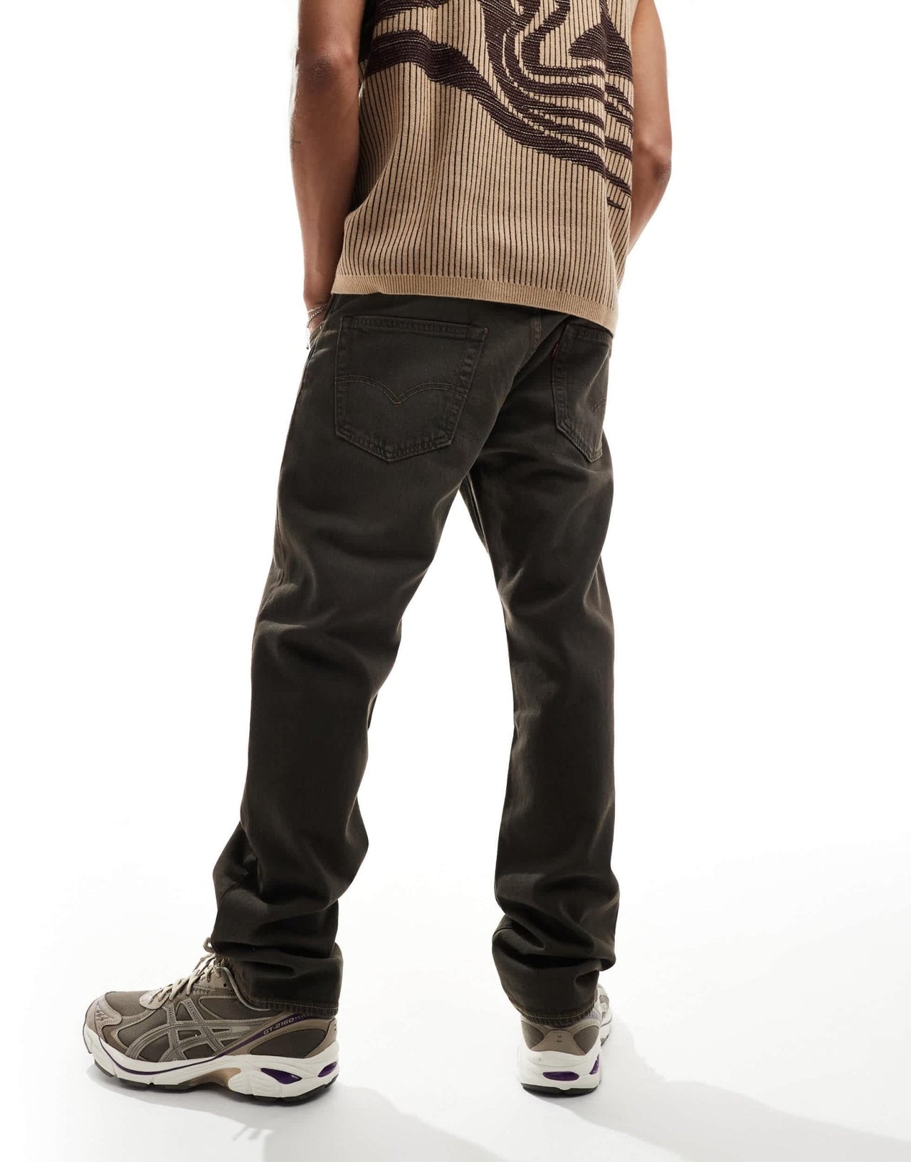 Levi's 502 tapered fit jeans in washed black - ASOS Sample Sale EU Store
