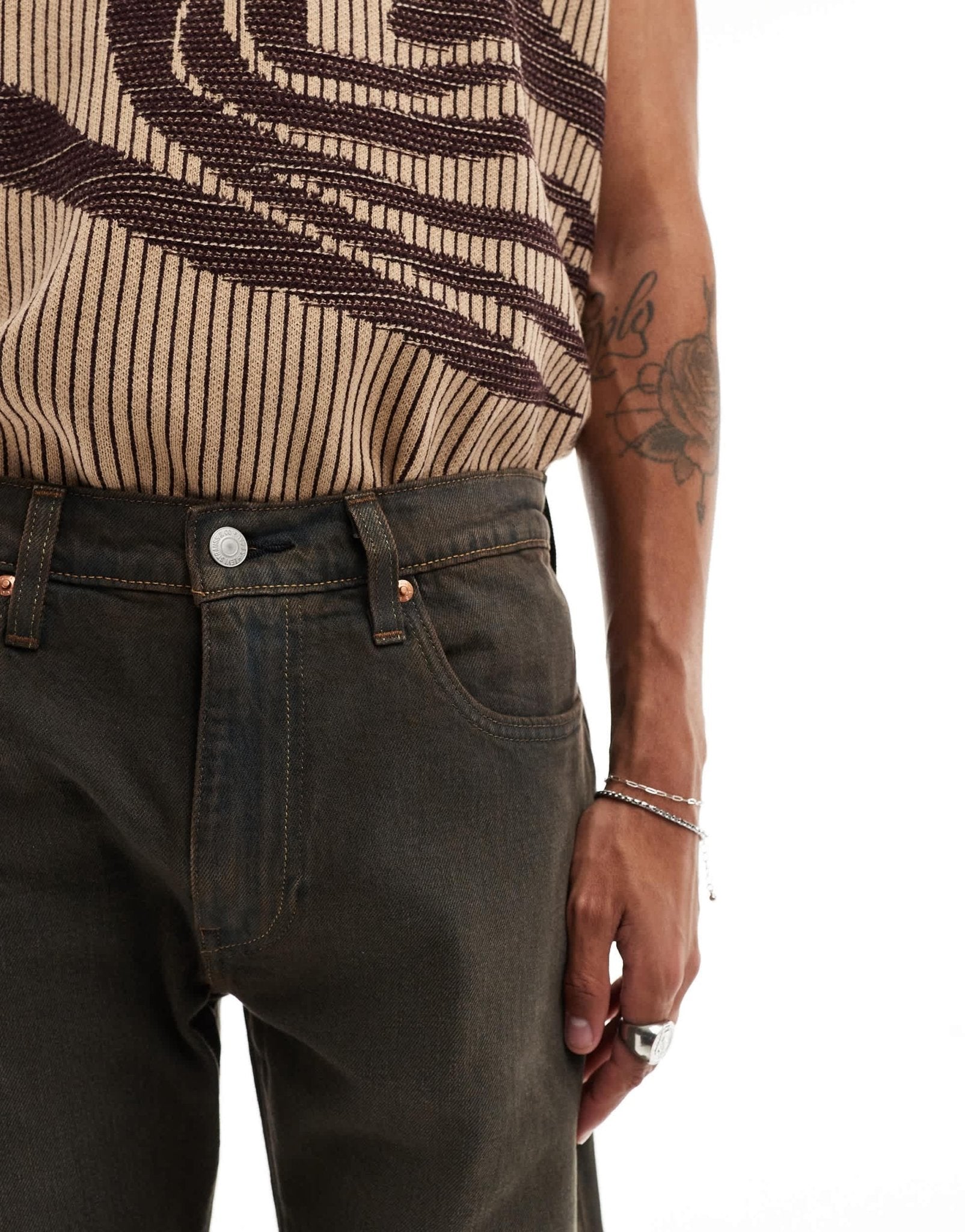 Levi's 502 tapered fit jeans in washed black - ASOS Sample Sale EU Store