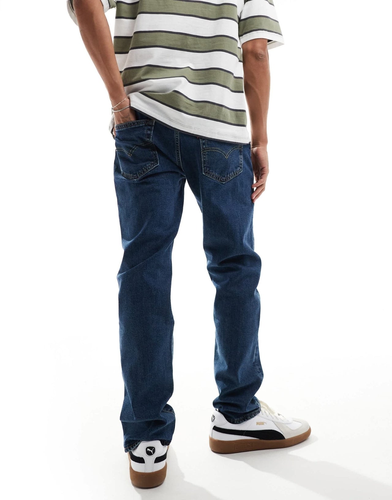 Levi's 502 tapered jeans in mid blue - ASOS Sample Sale EU Store