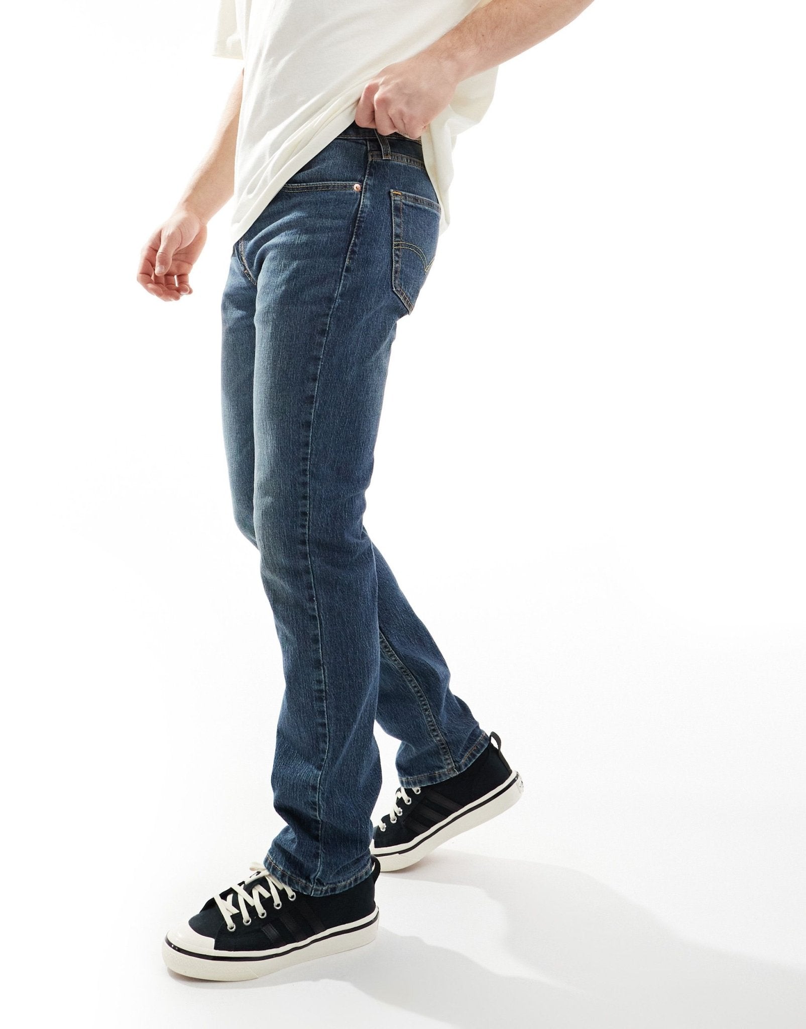 Levi's 511 slim fit performance cool denim jeans in mid blue - ASOS Sample Sale EU Store