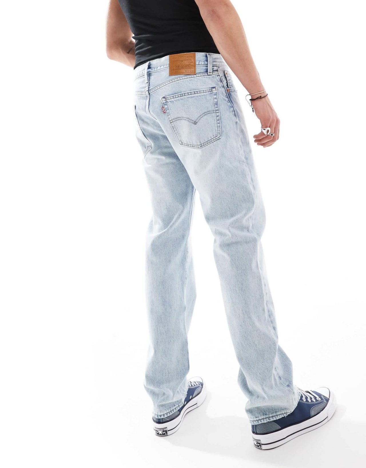 Levi's 555 relaxed straight fit jeans in light blue - ASOS Sample Sale EU Store