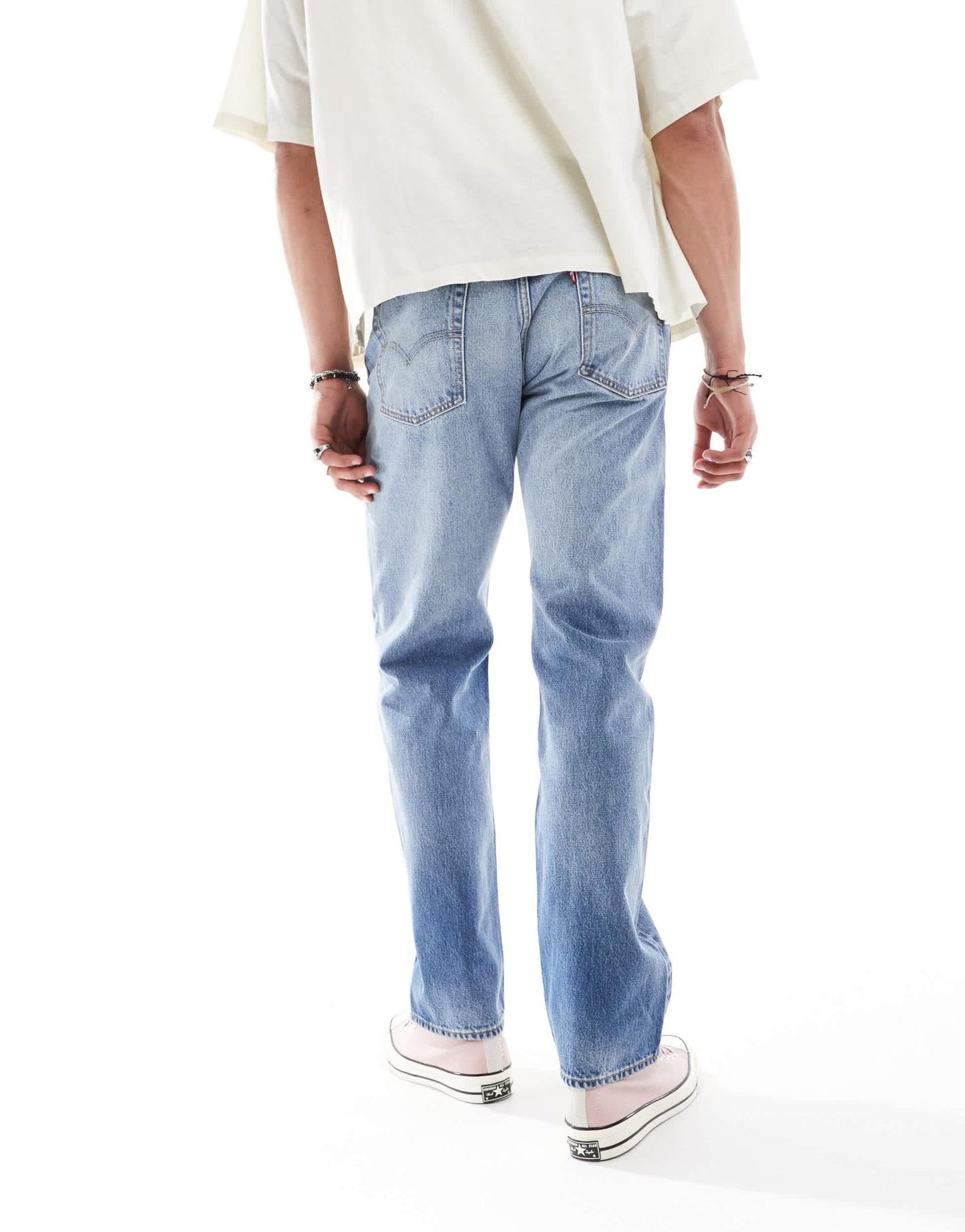 Levi's 555 relaxed straight jeans in mid blue - ASOS Sample Sale EU Store