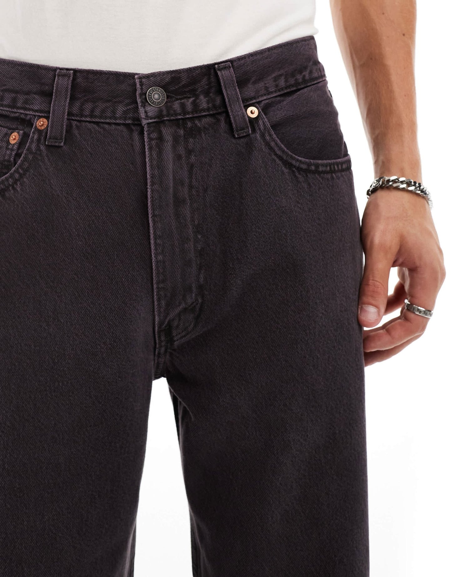 Levi's 565 '97 loose straight fit jeans in washed black with purple tint - ASOS Sample Sale EU Store
