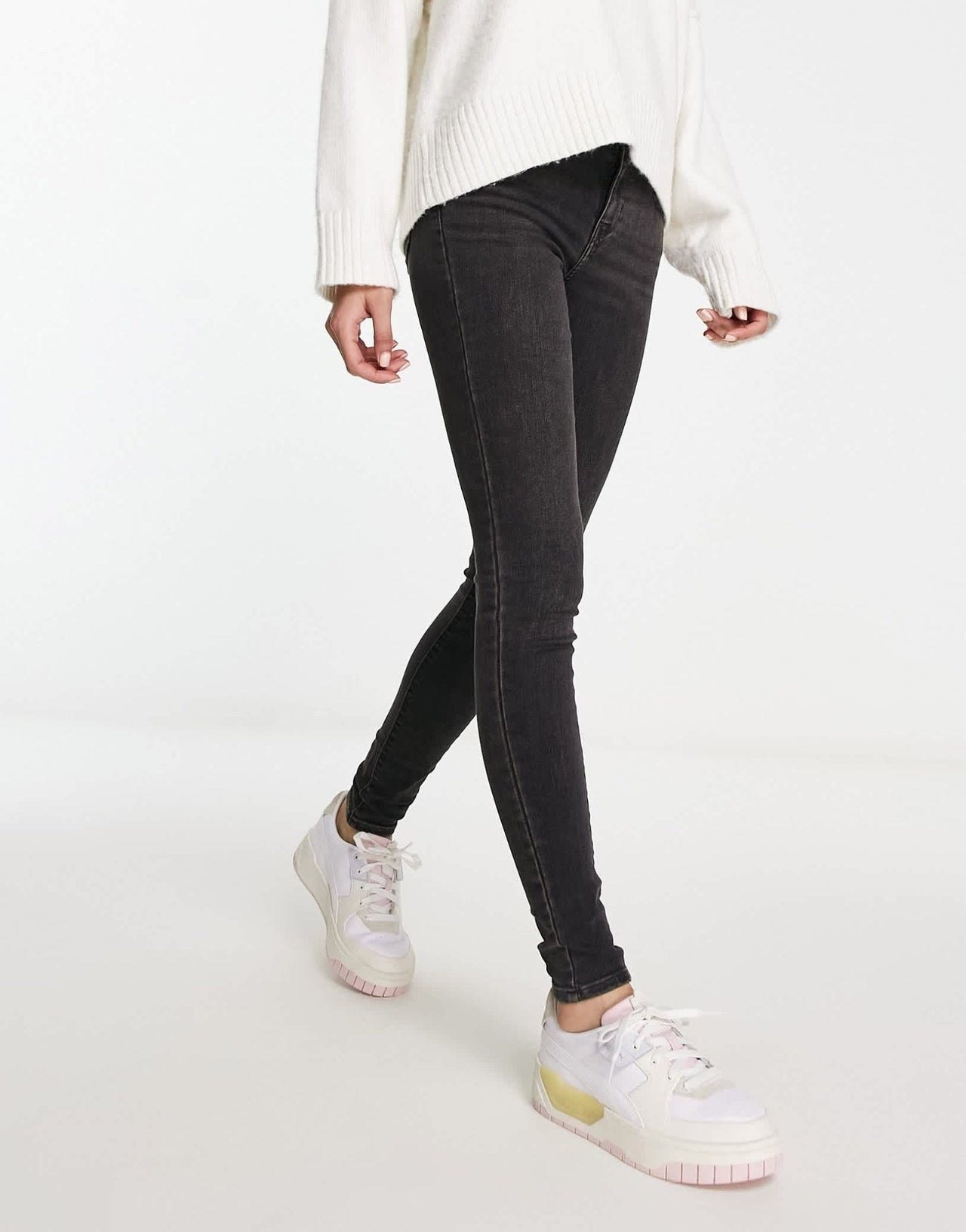 Levi's 710 super skinny jeans in washed black - ASOS Sample Sale EU Store