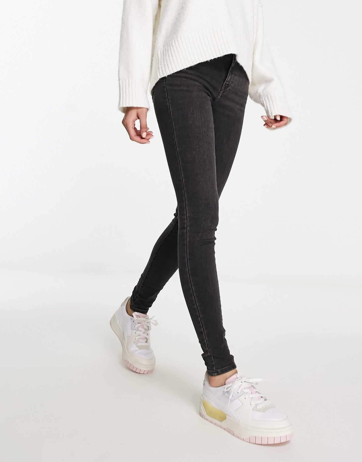 Levi's 710 super skinny jeans in washed black - ASOS Sample Sale EU Store