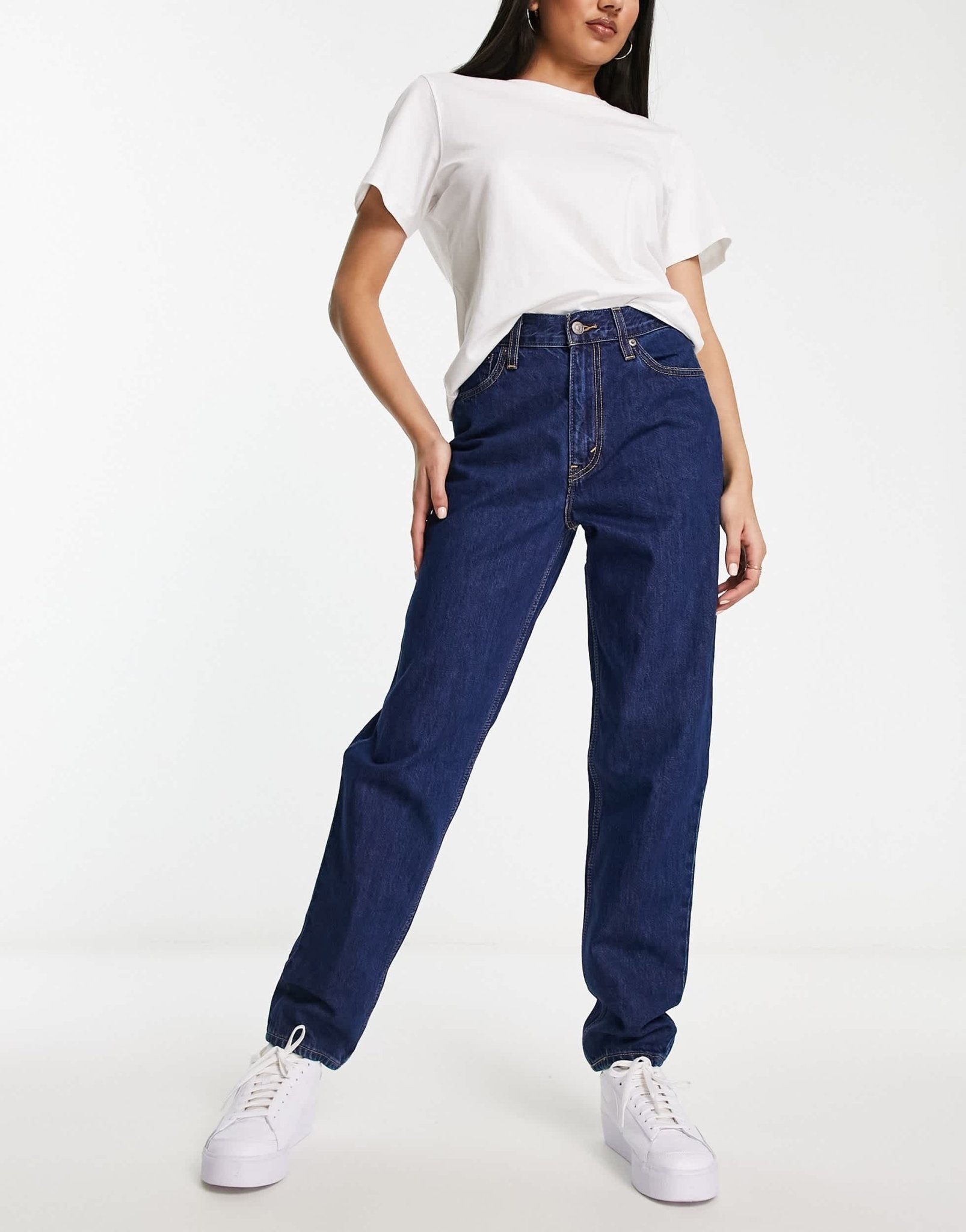 Levi's 80's mom jeans in dark wash - ASOS Sample Sale EU Store