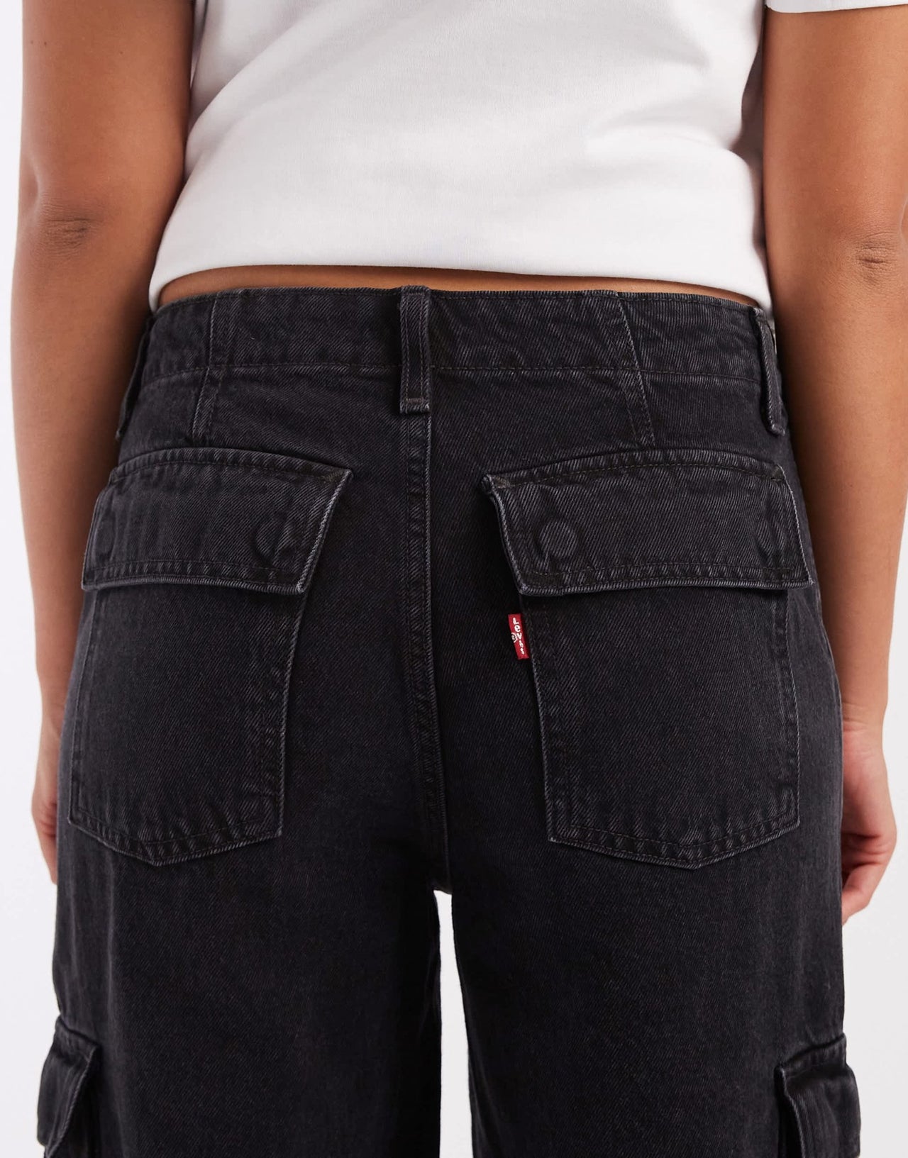 Levi's '94 baggy cargo jeans in black - ASOS Sample Sale EU Store