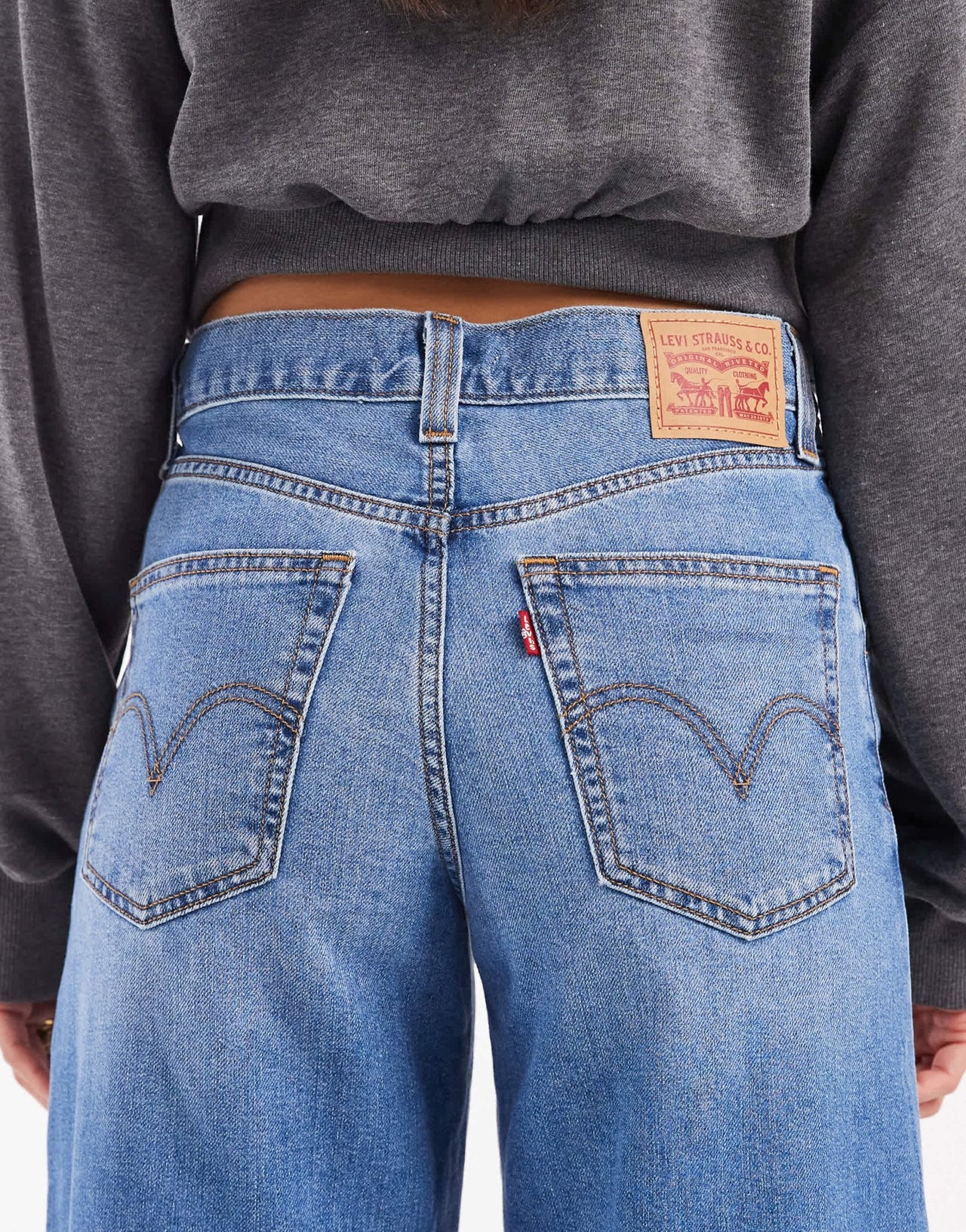 Levi's '94 baggy wide leg jeans in mid blue - ASOS Sample Sale EU Store