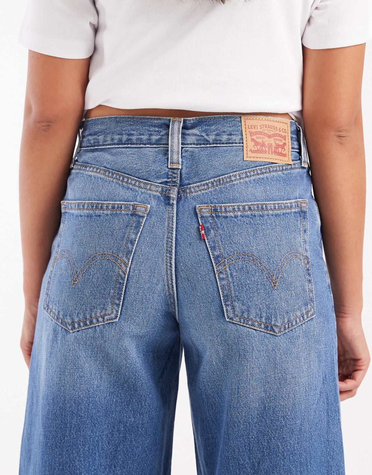 Levi's '94 baggy wide leg jeans in mid blue wash - ASOS Sample Sale EU Store