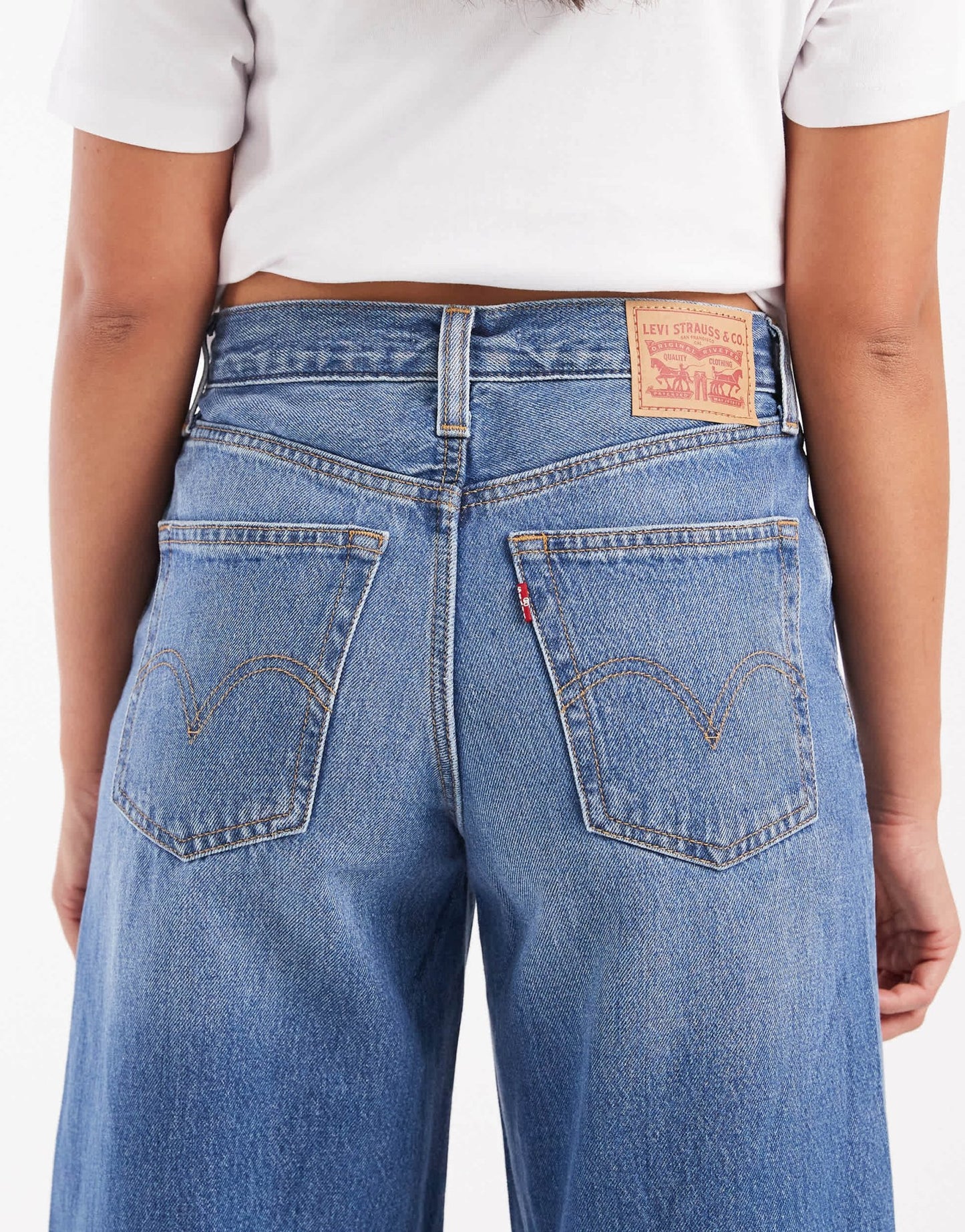 Levi's '94 baggy wide leg jeans in mid blue wash - ASOS Sample Sale EU Store