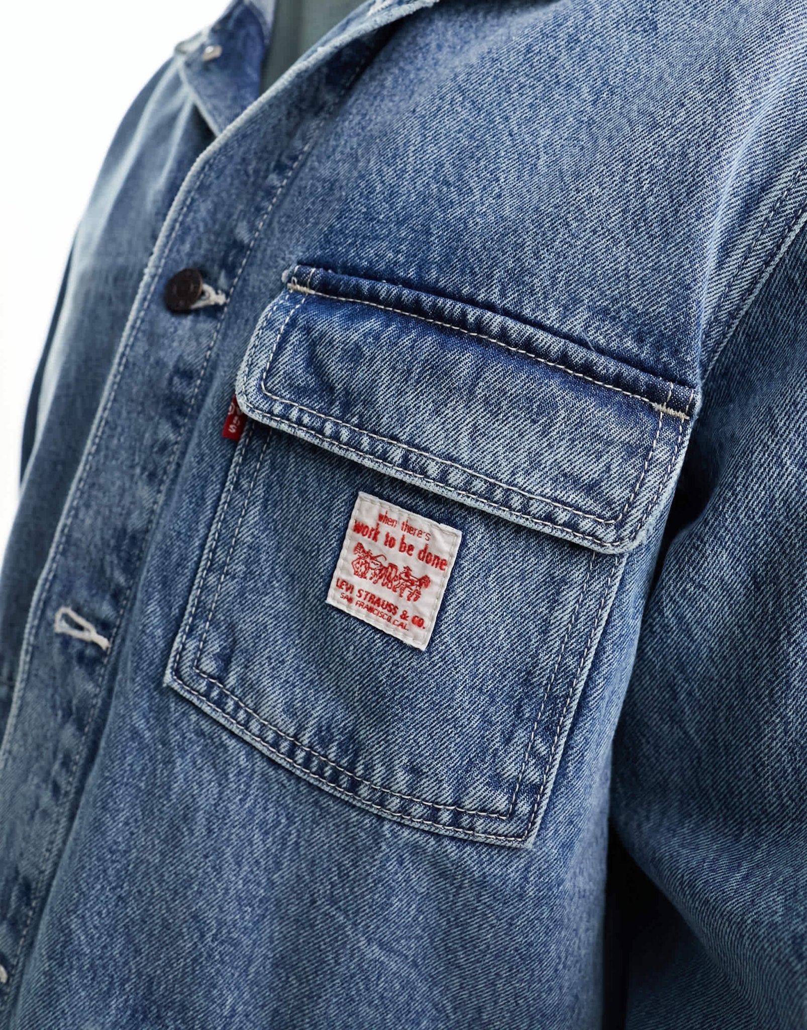 Levi's Broadway engineer denim jacket in light blue wash - ASOS Sample Sale EU Store