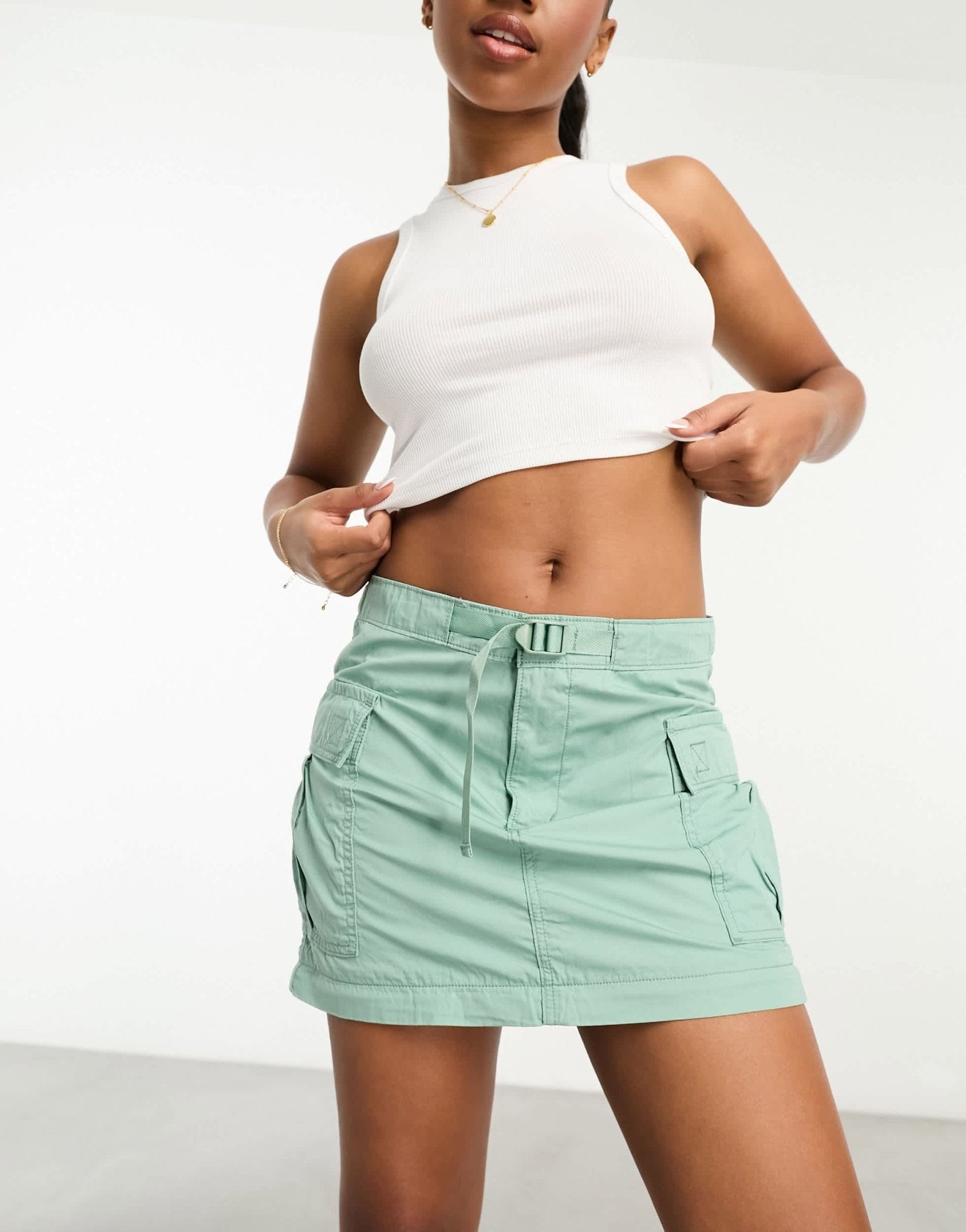 Levi's Convertible cargo skirt in green with pockets - ASOS Sample Sale EU Store