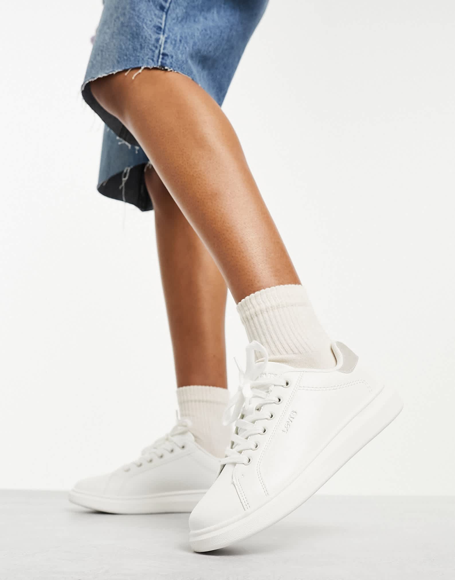 Levi's Ellis leather trainer in white with logo - ASOS Sample Sale EU Store