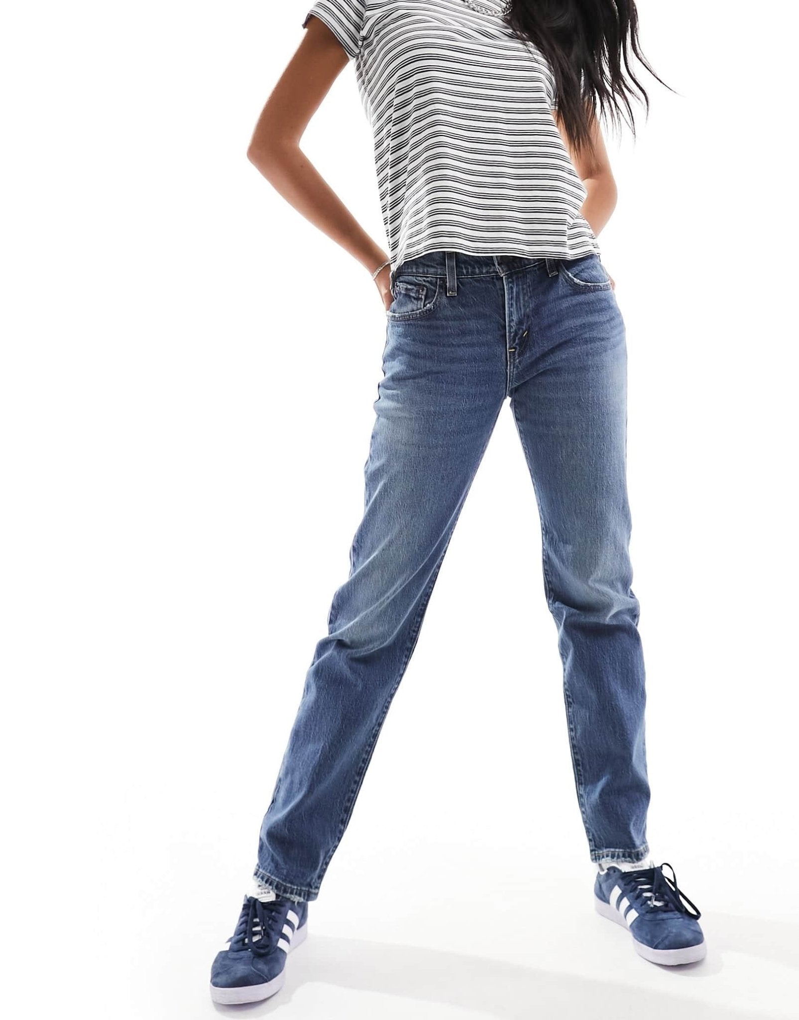 Levi's Middy straight mid - rise jeans in mid blue wash - ASOS Sample Sale EU Store