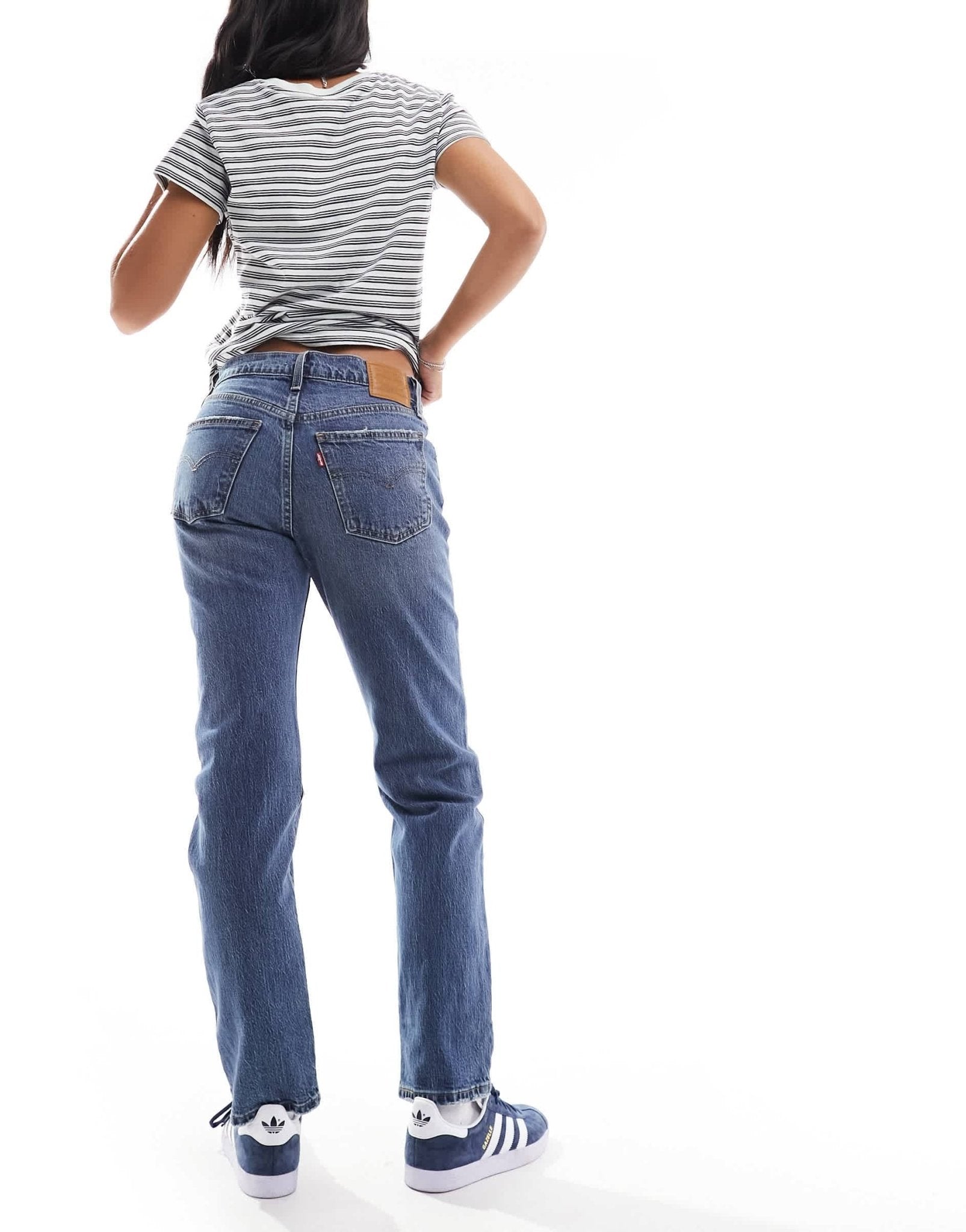 Levi's Middy straight mid - rise jeans in mid blue wash - ASOS Sample Sale EU Store