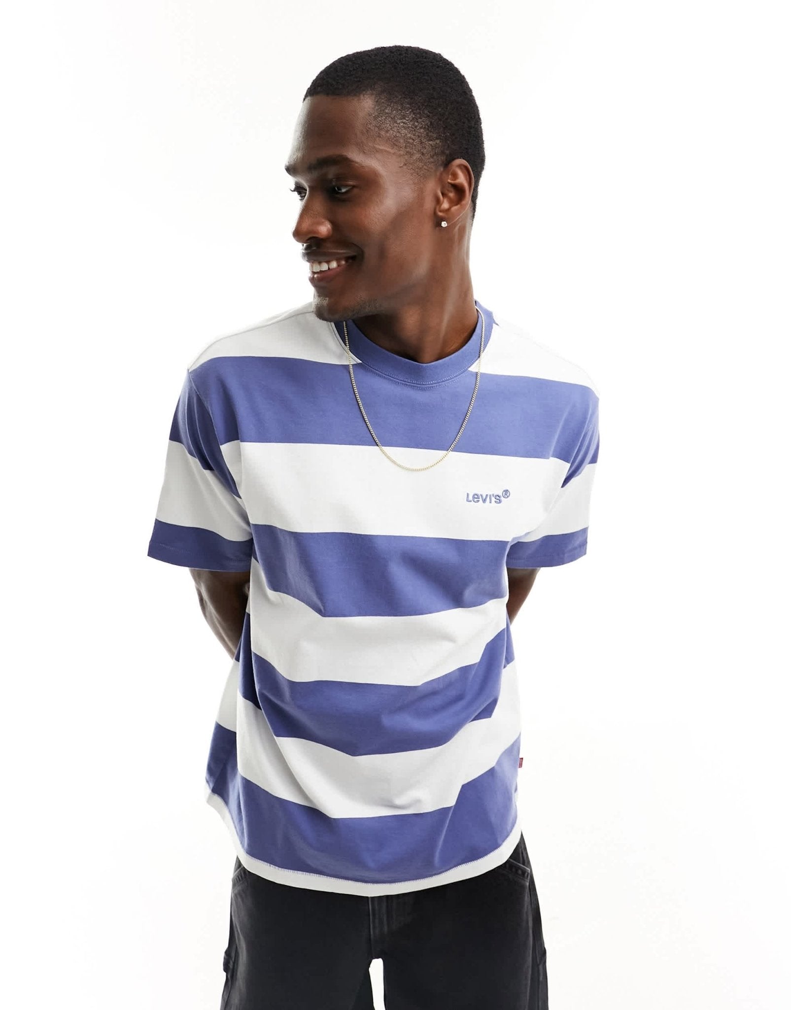 Levi's oversized t-shirt with small logo in navy white stripe - ASOS Sample Sale EU Store