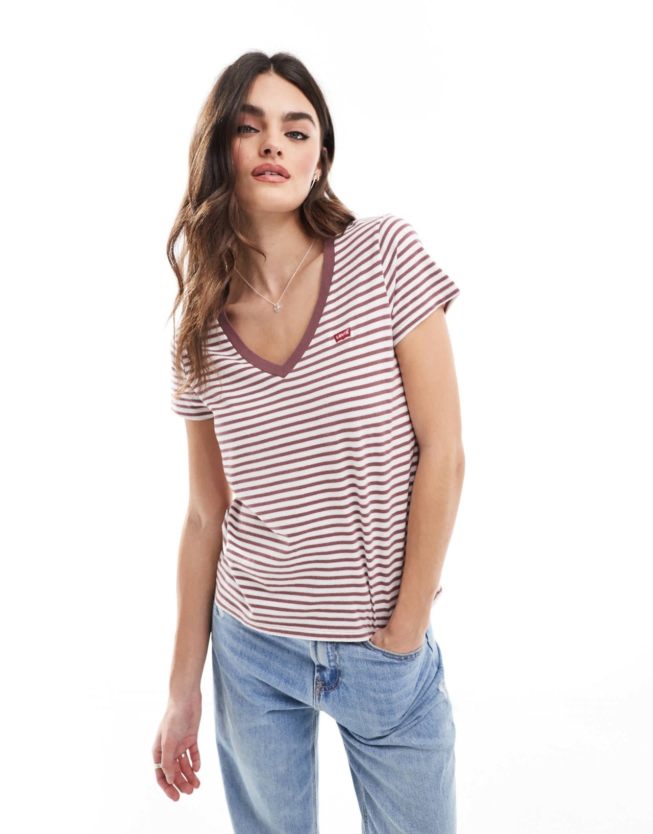 Levi's perfect vneck small batwing logo stripe t-shirt in dusky pink - ASOS Sample Sale EU Store