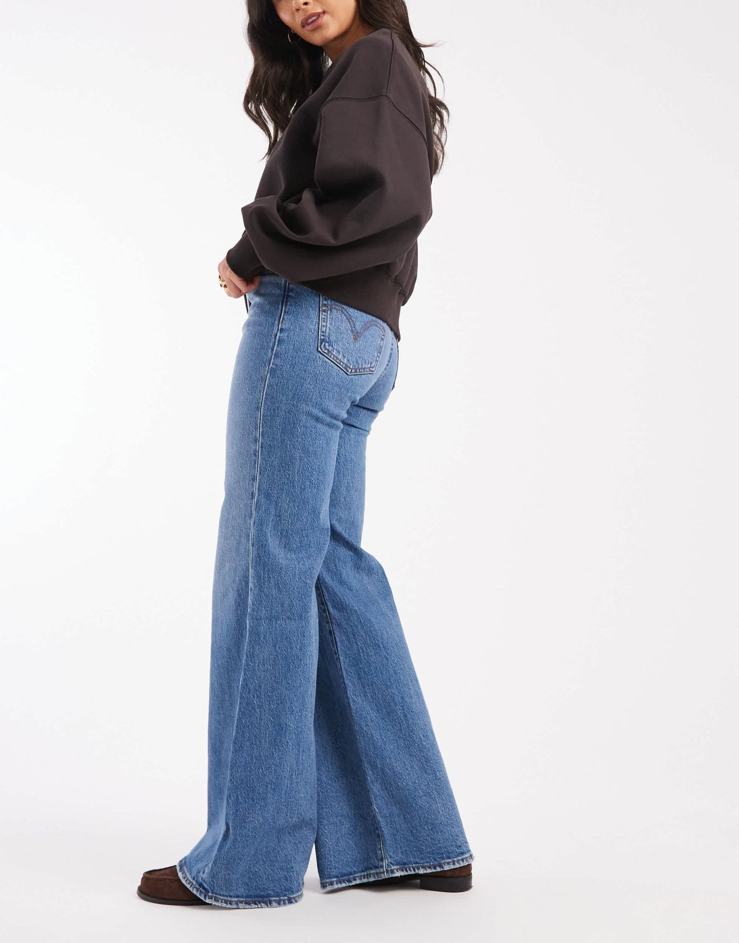 Levi's ribcage bells high rise flare jeans in light blue - ASOS Sample Sale EU Store