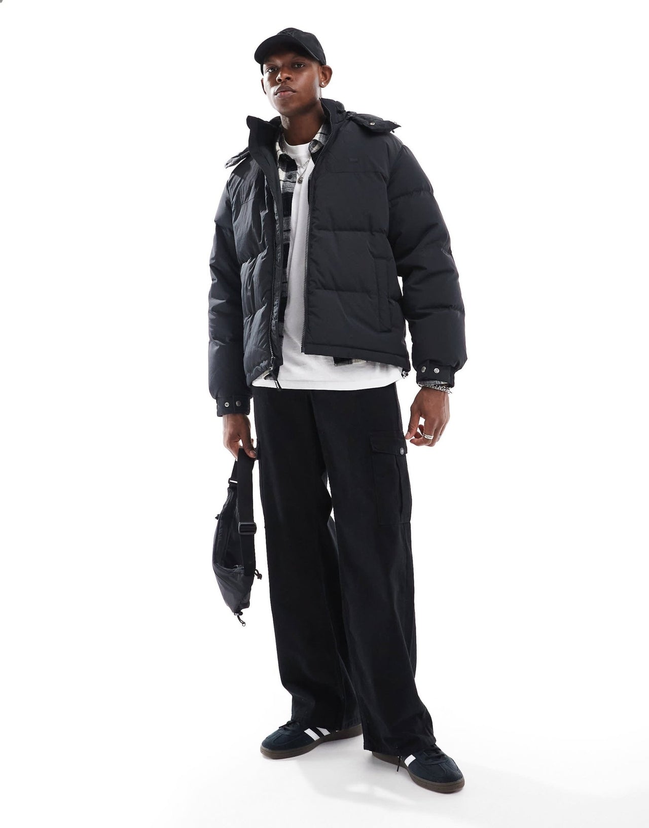 Levi's Rockridge crinkle nylon short hooded down puffer jacket in black - ASOS Sample Sale EU Store