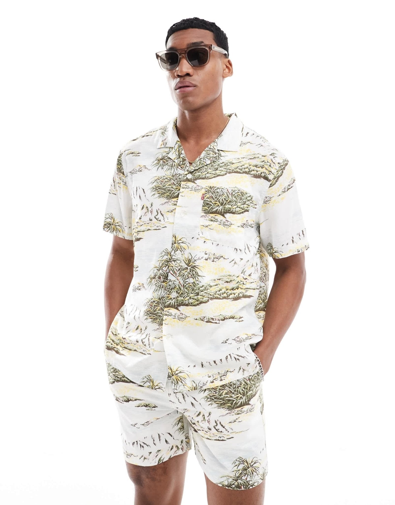 Levi's Sunset Camp short sleeve scenic print shirt in egret cream CO - ORD - ASOS Sample Sale EU Store