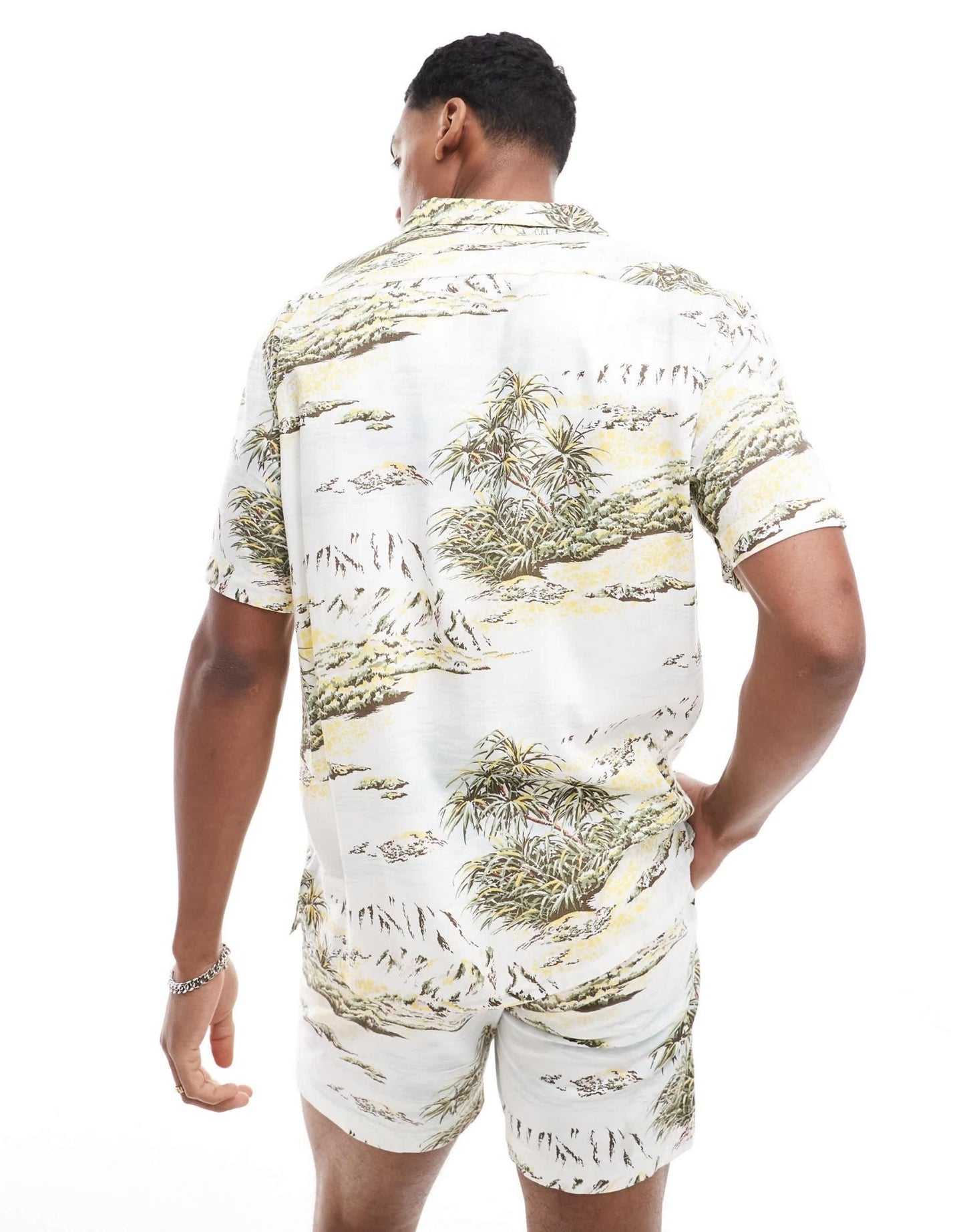 Levi's Sunset Camp short sleeve scenic print shirt in egret cream CO - ORD - ASOS Sample Sale EU Store