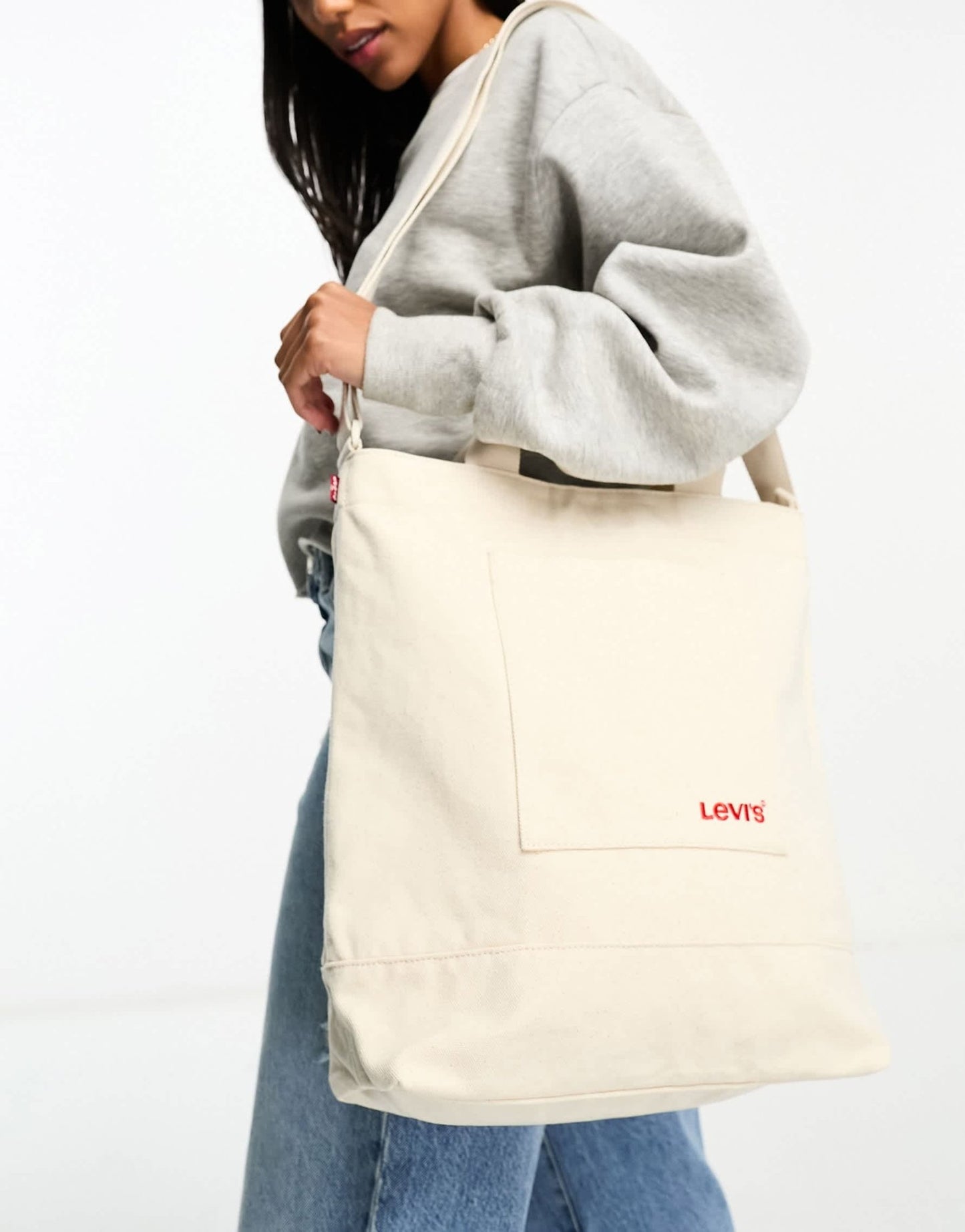 Levi's tote bag in cream with logo - ASOS Sample Sale EU Store