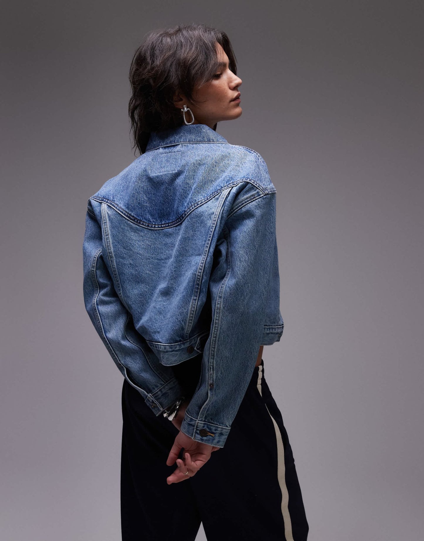 Levi's western shrunken 90s denim jacket in mid blue - ASOS Sample Sale EU Store