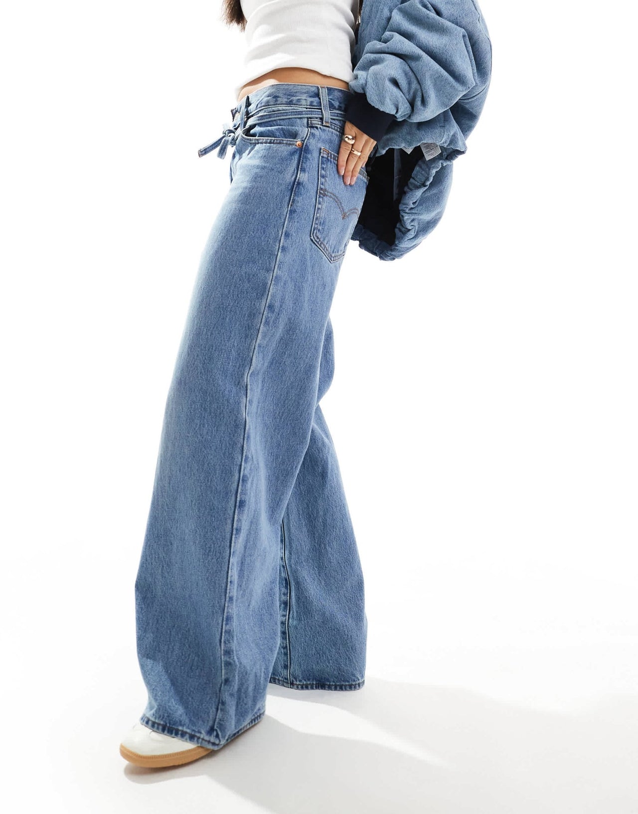 Levi's XL straight loose jeans in light blue - ASOS Sample Sale EU Store